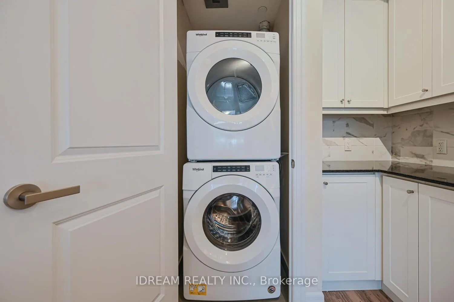 Photo 24 of Unit 518, 9085 Jane Street, Vaughan, Concord — HOMEH