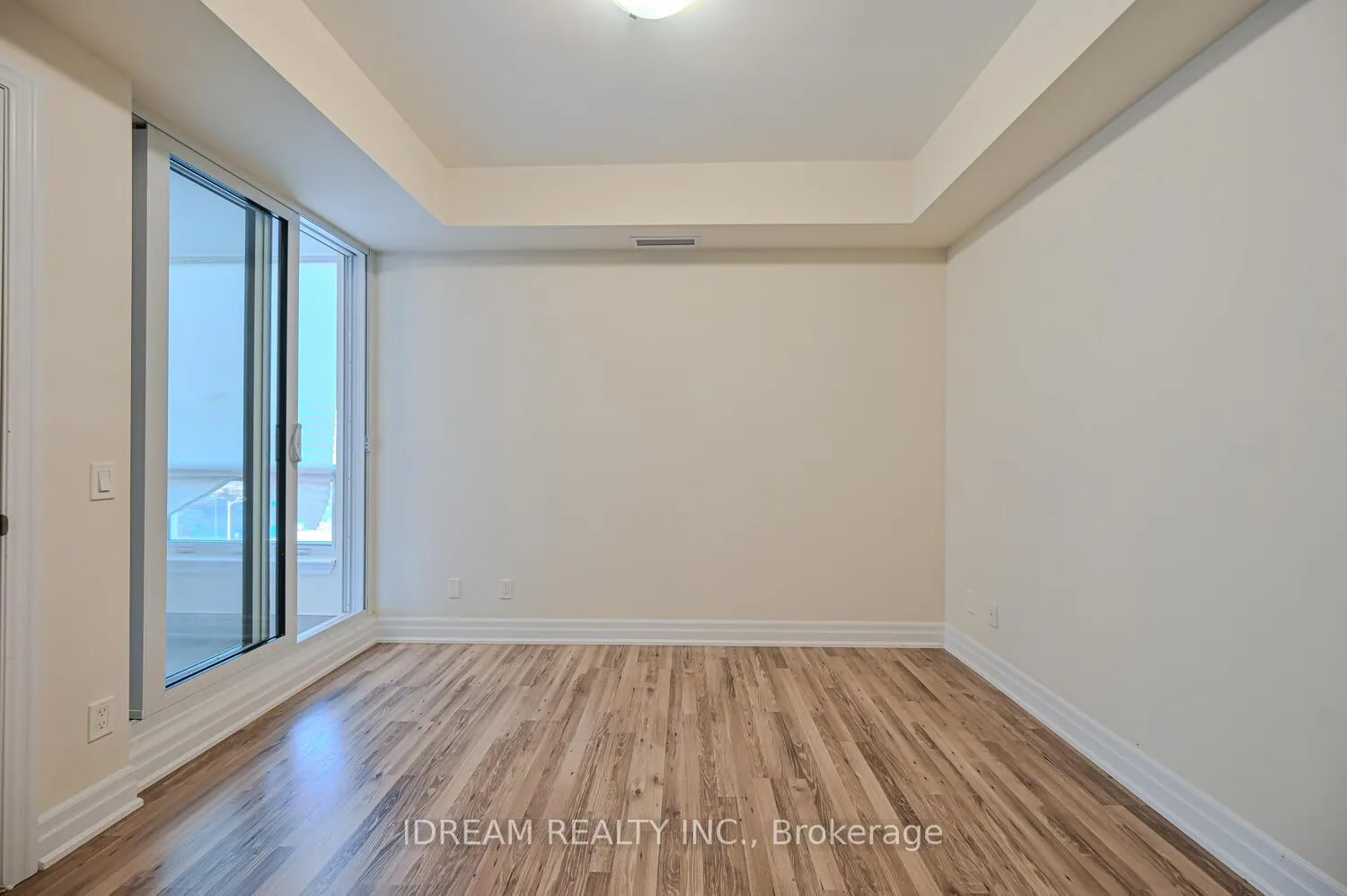 Photo 27 of Unit 518, 9085 Jane Street, Vaughan, Concord — HOMEH