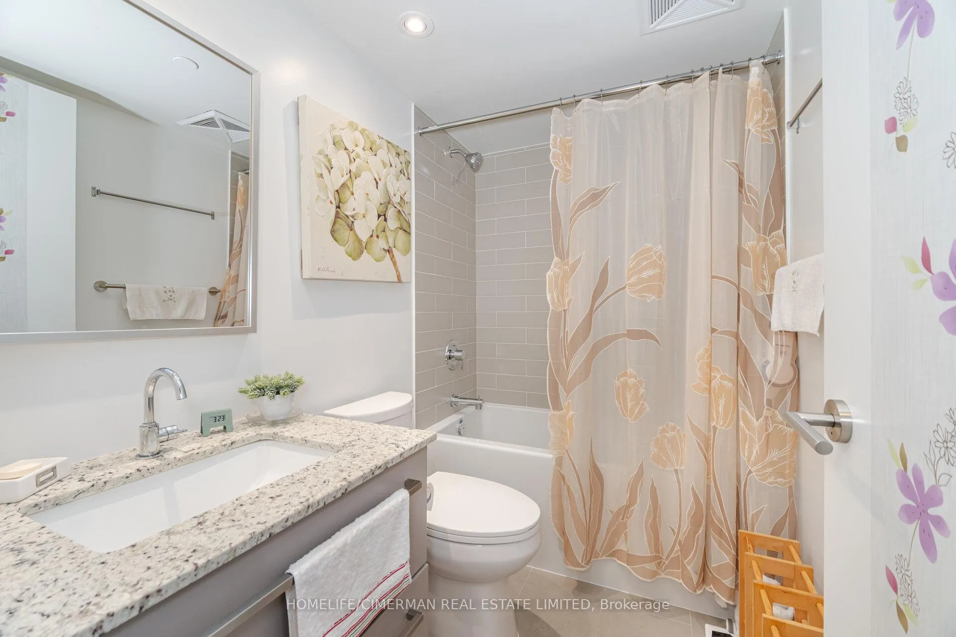 Photo 28 of Unit 405, 120 Varna Drive, Toronto, Englemount-Lawrence — HOMEH
