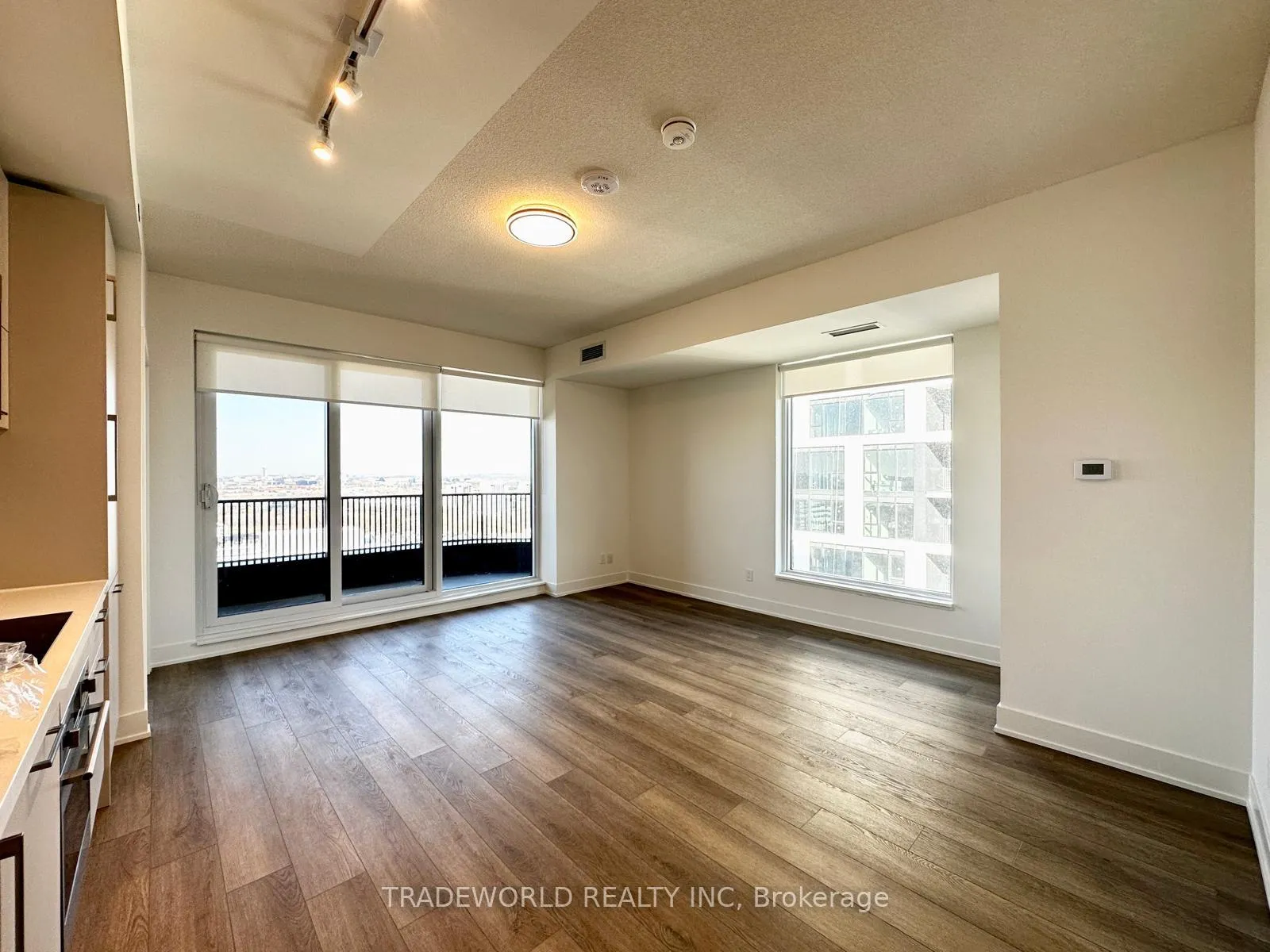 Photo 2 of Unit 2302, 38 Andre De Grasse Street, Markham, Unionville — HOMEH