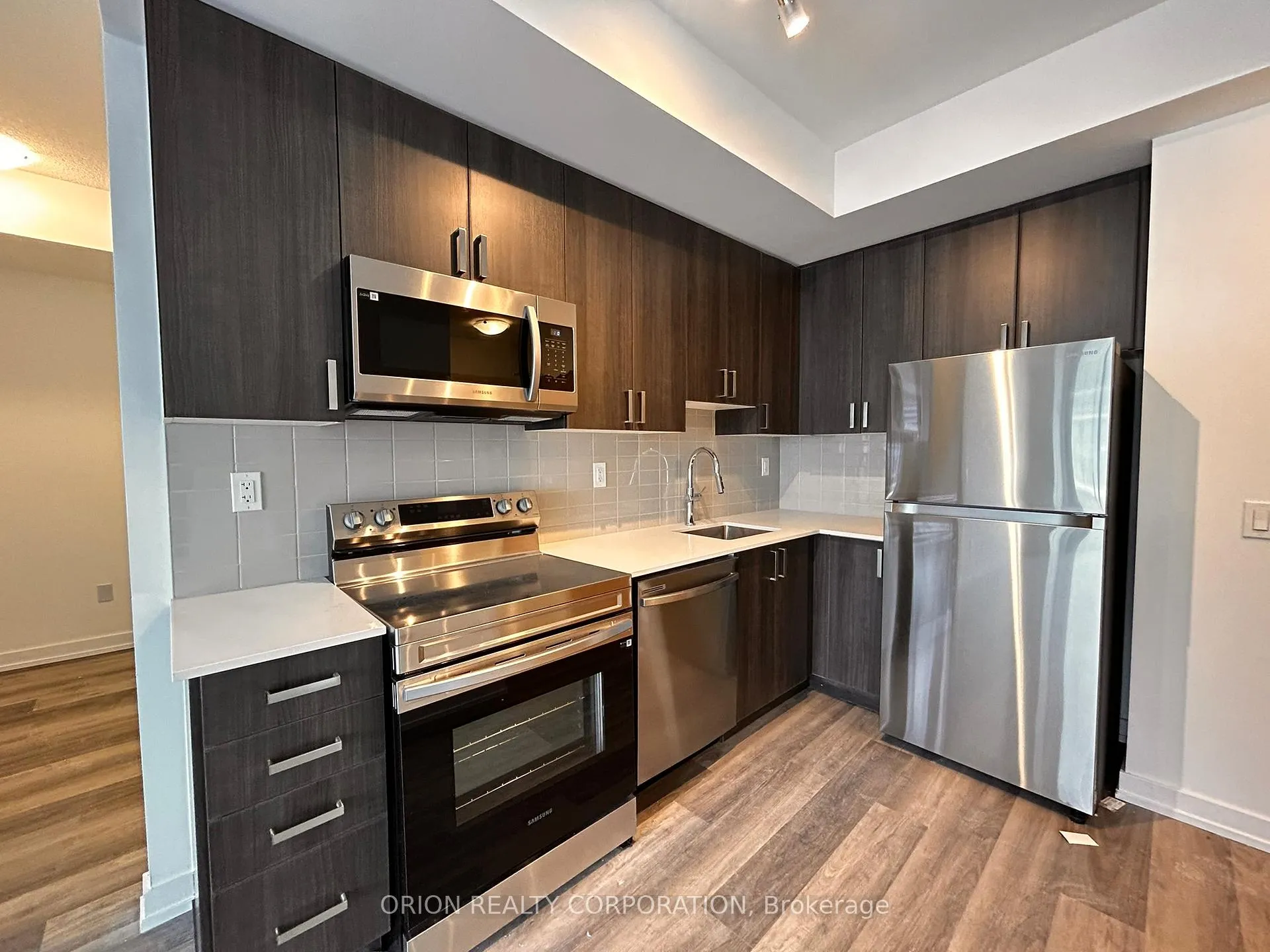 Photo 5 of Unit 2806, 1435 Celebration Drive, Pickering, Bay Ridges — HOMEH