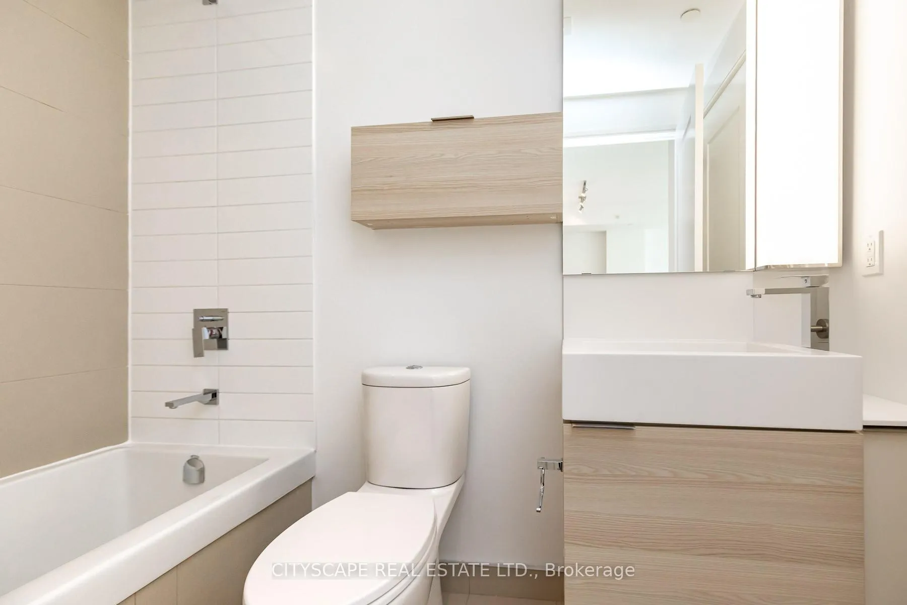 Photo 15 of Unit 3310, 88 Scott Street, Toronto, Church-Yonge Corridor — HOMEH
