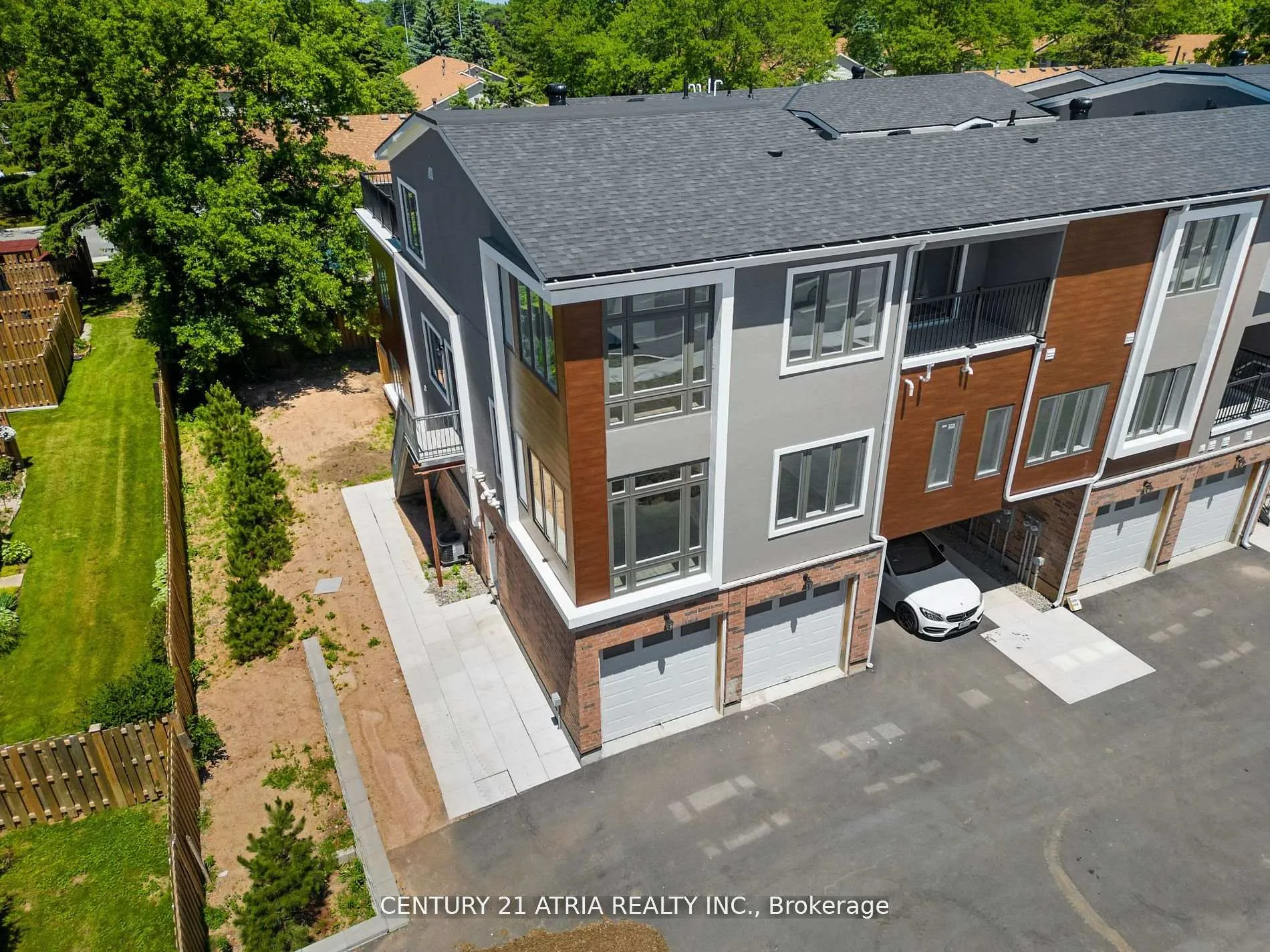 Photo 16 of 6701 Thorold Stone Road, Niagara Falls, Stamford — HOMEH