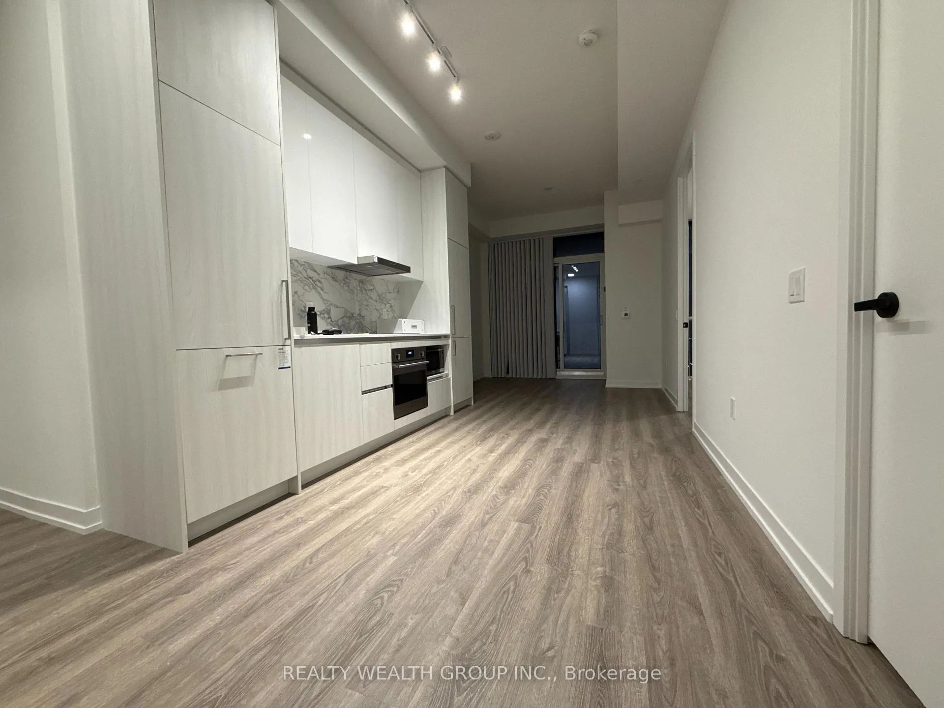 Photo 3 of Unit 5306, 195 Commerce Street, Vaughan, Vaughan Corporate Centre — HOMEH