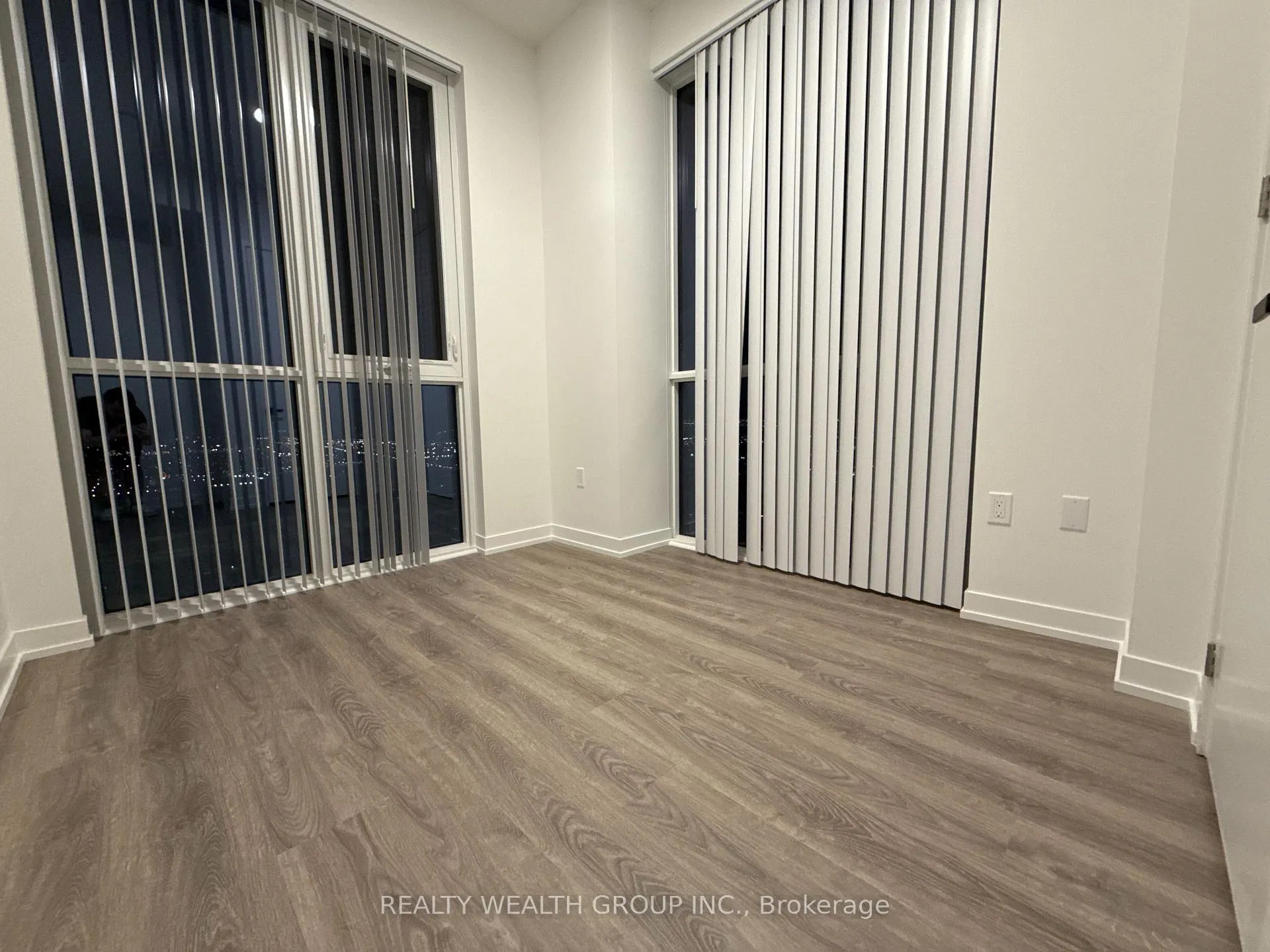 Photo 12 of Unit 5306, 195 Commerce Street, Vaughan, Vaughan Corporate Centre — HOMEH