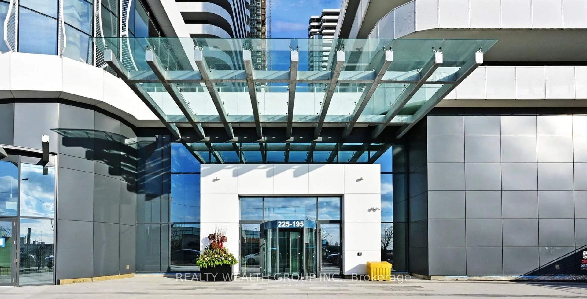 Photo 31 of Unit 5306, 195 Commerce Street, Vaughan, Vaughan Corporate Centre — HOMEH
