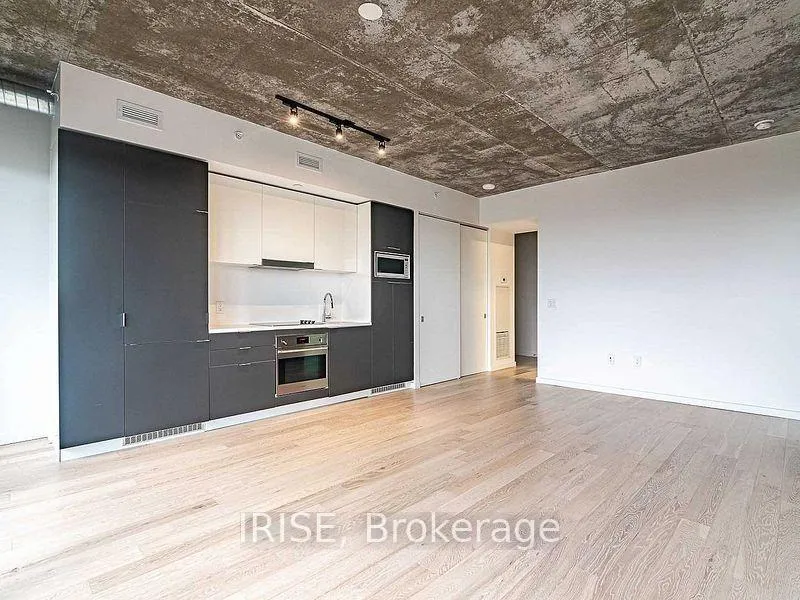 Photo 4 of Unit 605, 170 Bayview Avenue, Toronto, Waterfront Communities — HOMEH
