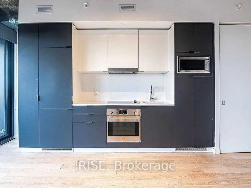 Photo 6 of Unit 605, 170 Bayview Avenue, Toronto, Waterfront Communities — HOMEH