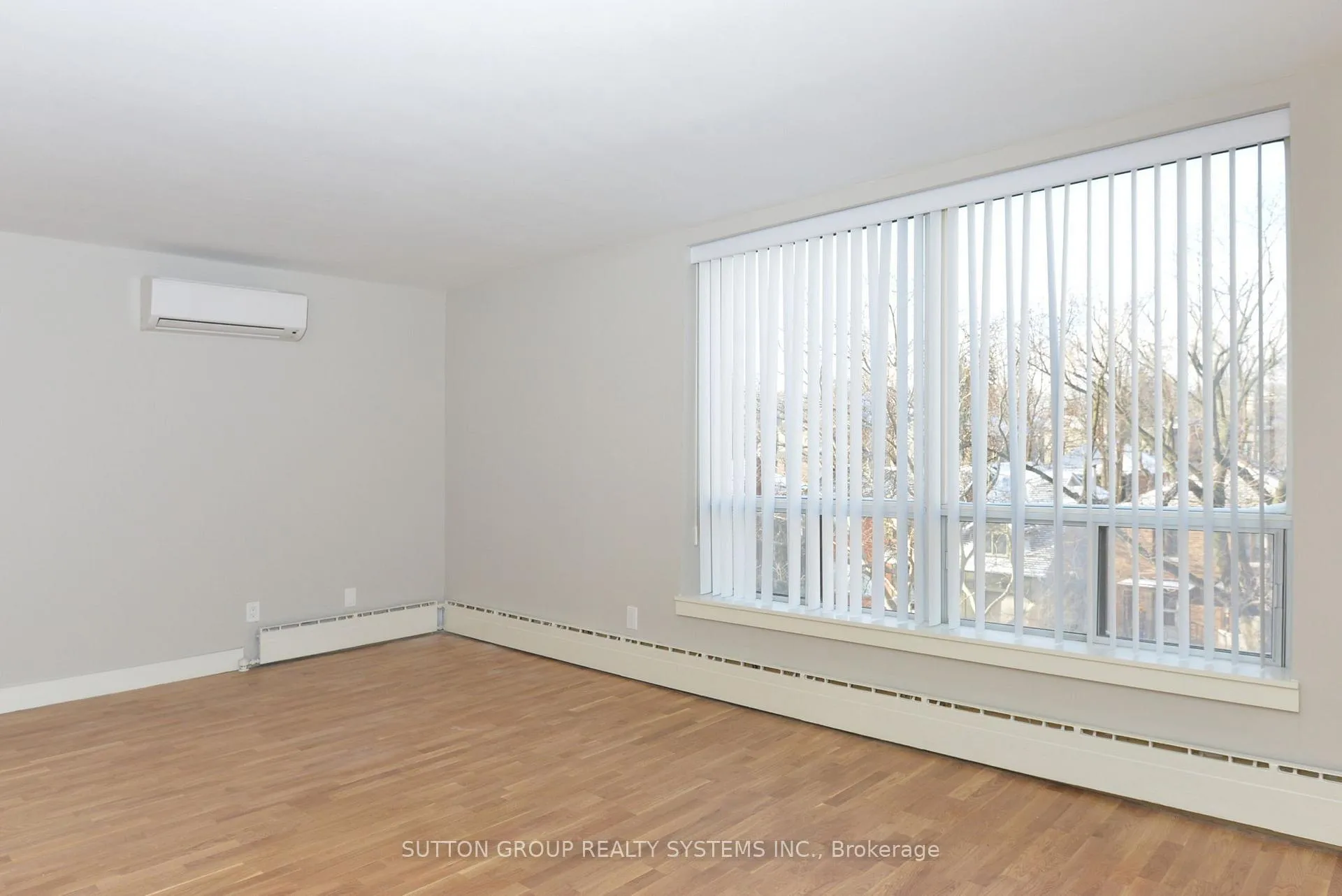 Photo 8 of Unit 404, 2400 Bathurst Street, Toronto, Forest Hill North — HOMEH