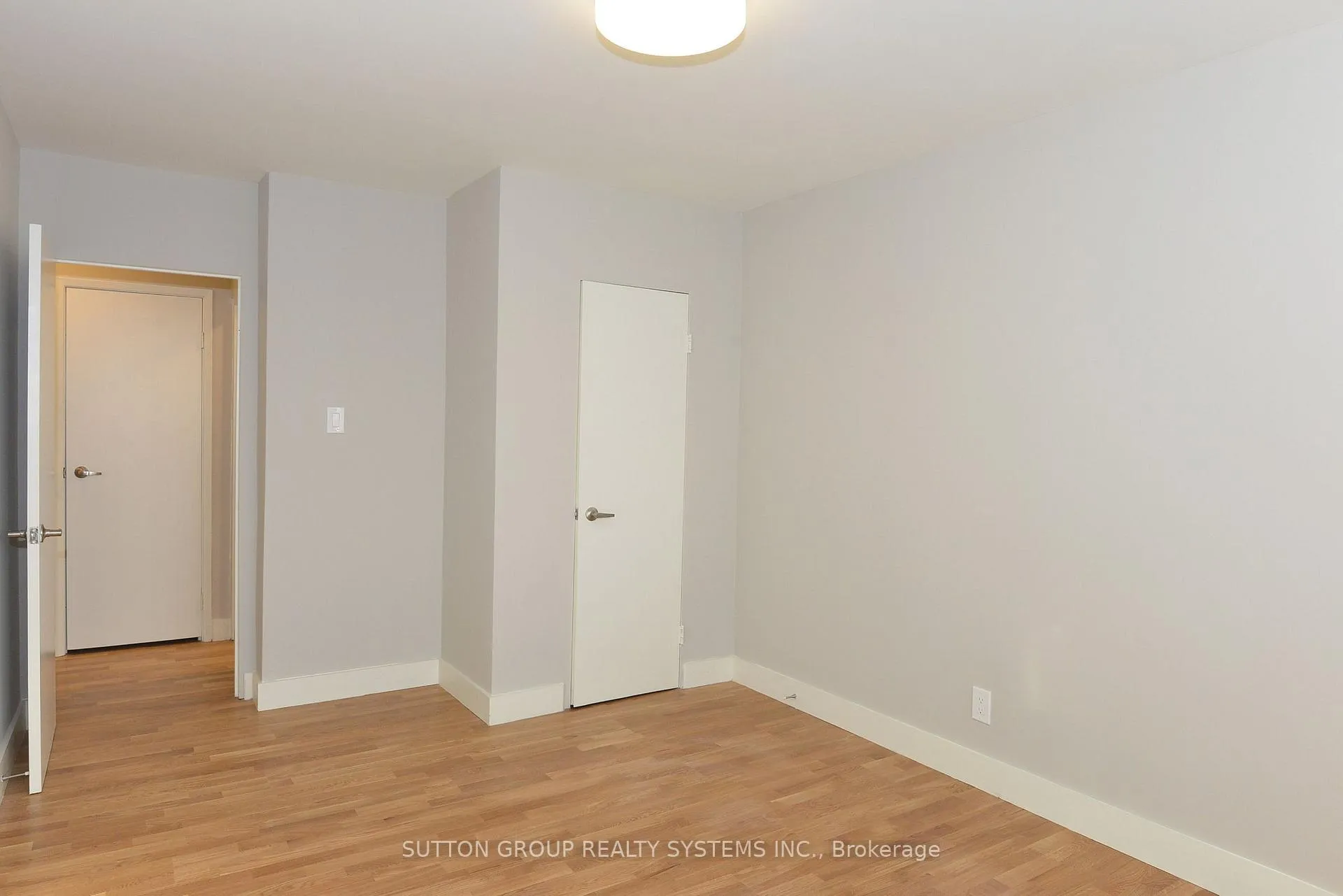 Photo 10 of Unit 404, 2400 Bathurst Street, Toronto, Forest Hill North — HOMEH