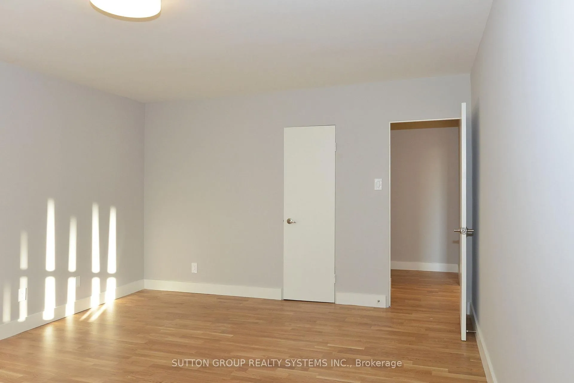 Photo 15 of Unit 404, 2400 Bathurst Street, Toronto, Forest Hill North — HOMEH