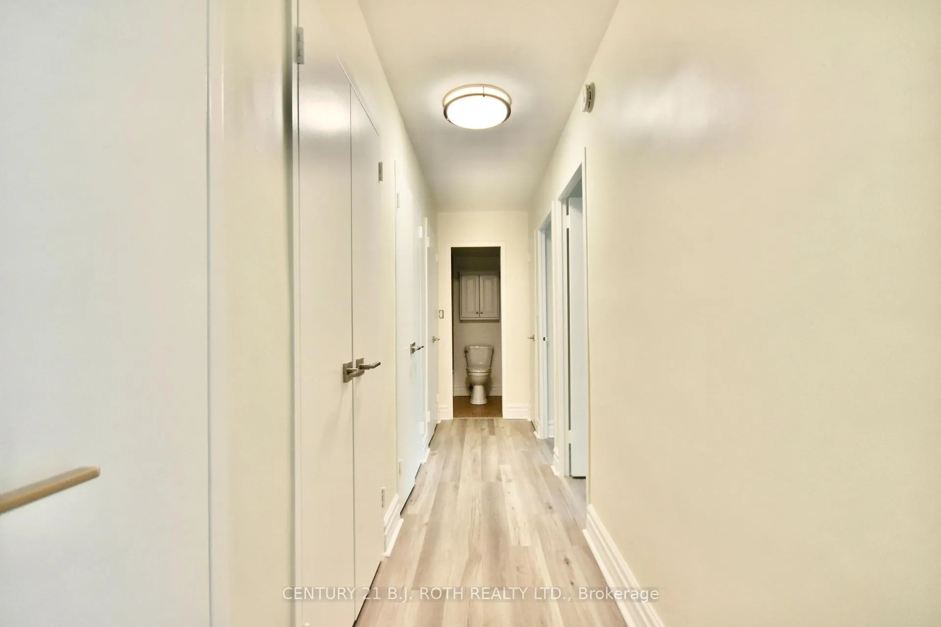 Photo 18 of Unit 21, 2 Grove Street E, Barrie, Wellington — HOMEH