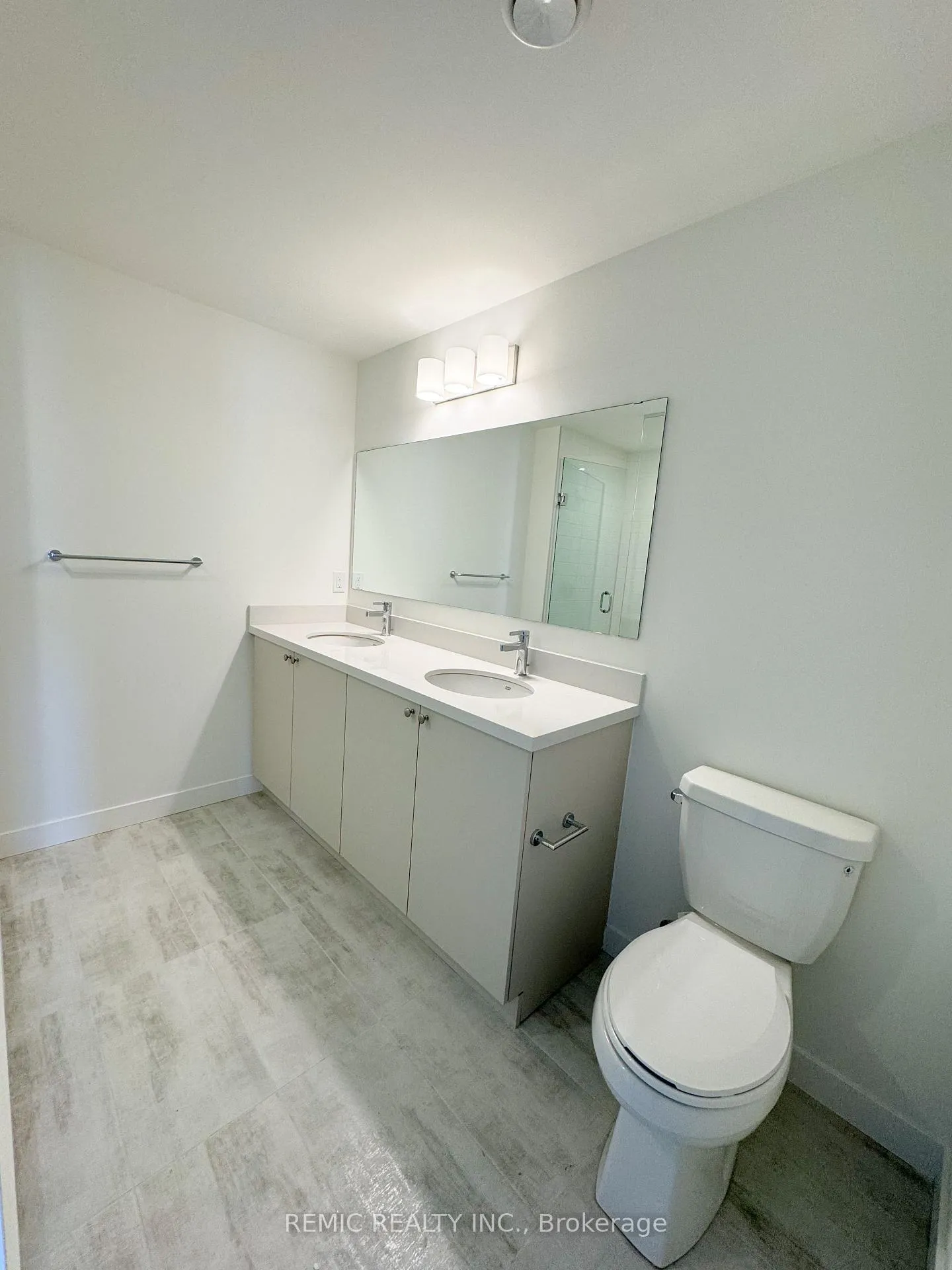 Photo 9 of 51 Clarington Boulevard, Clarington, Bowmanville — HOMEH