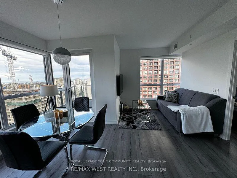 Photo 14 of Unit 2411, 395 Bloor Street, Toronto, North St. James Town — HOMEH