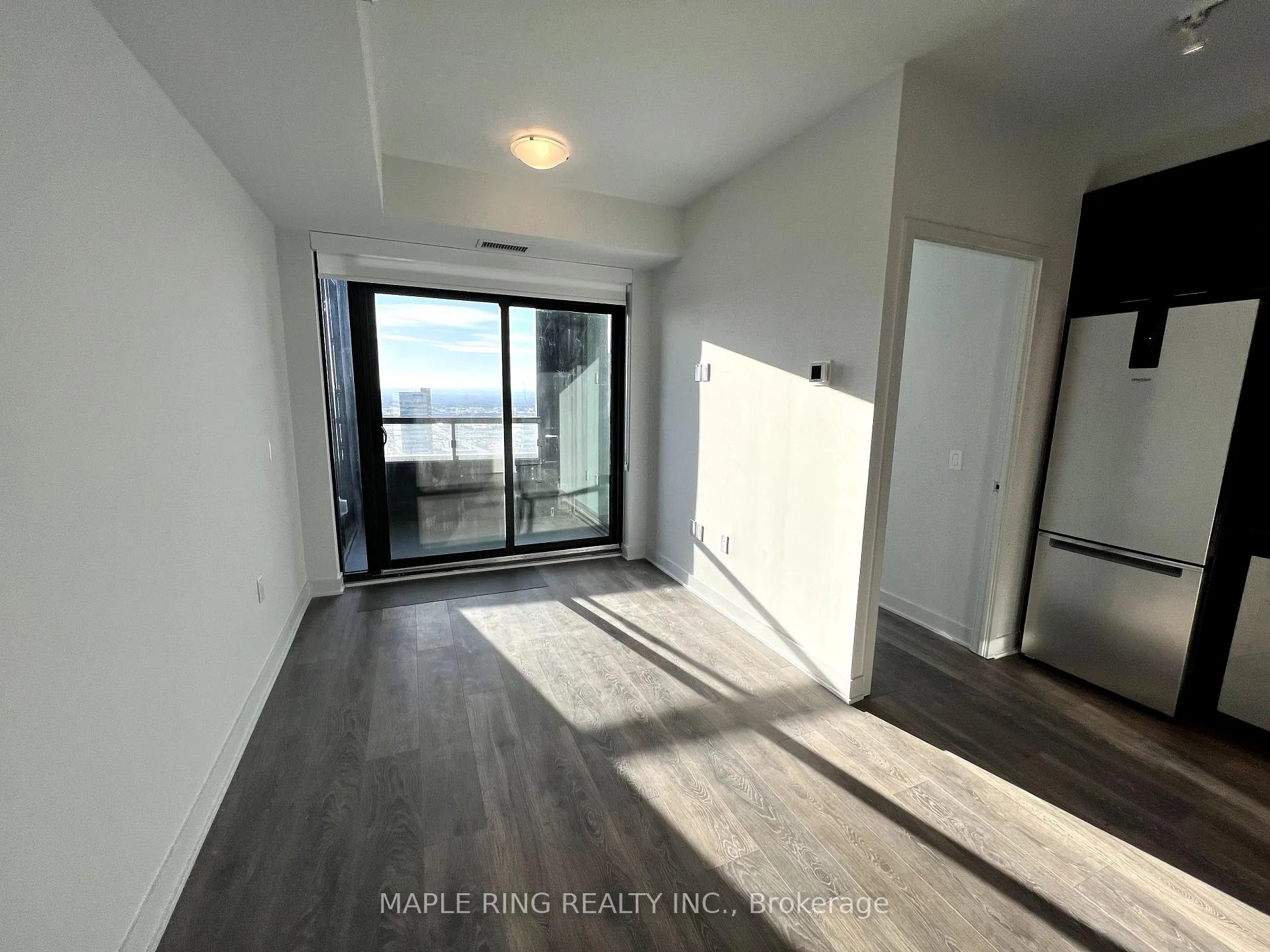 Photo 2 of Unit 2301, 2920 Highway 7 Road, Vaughan, Concord — HOMEH