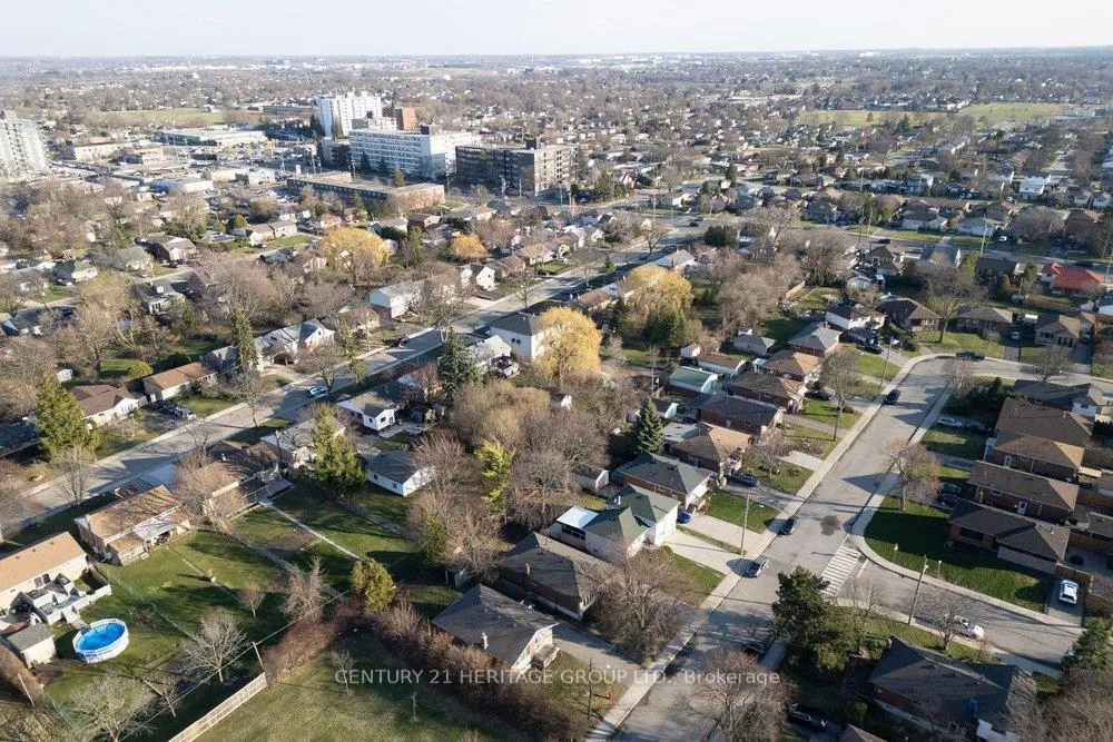 Photo 47 of 98 Cameo Avenue, Hamilton, Macassa — HOMEH
