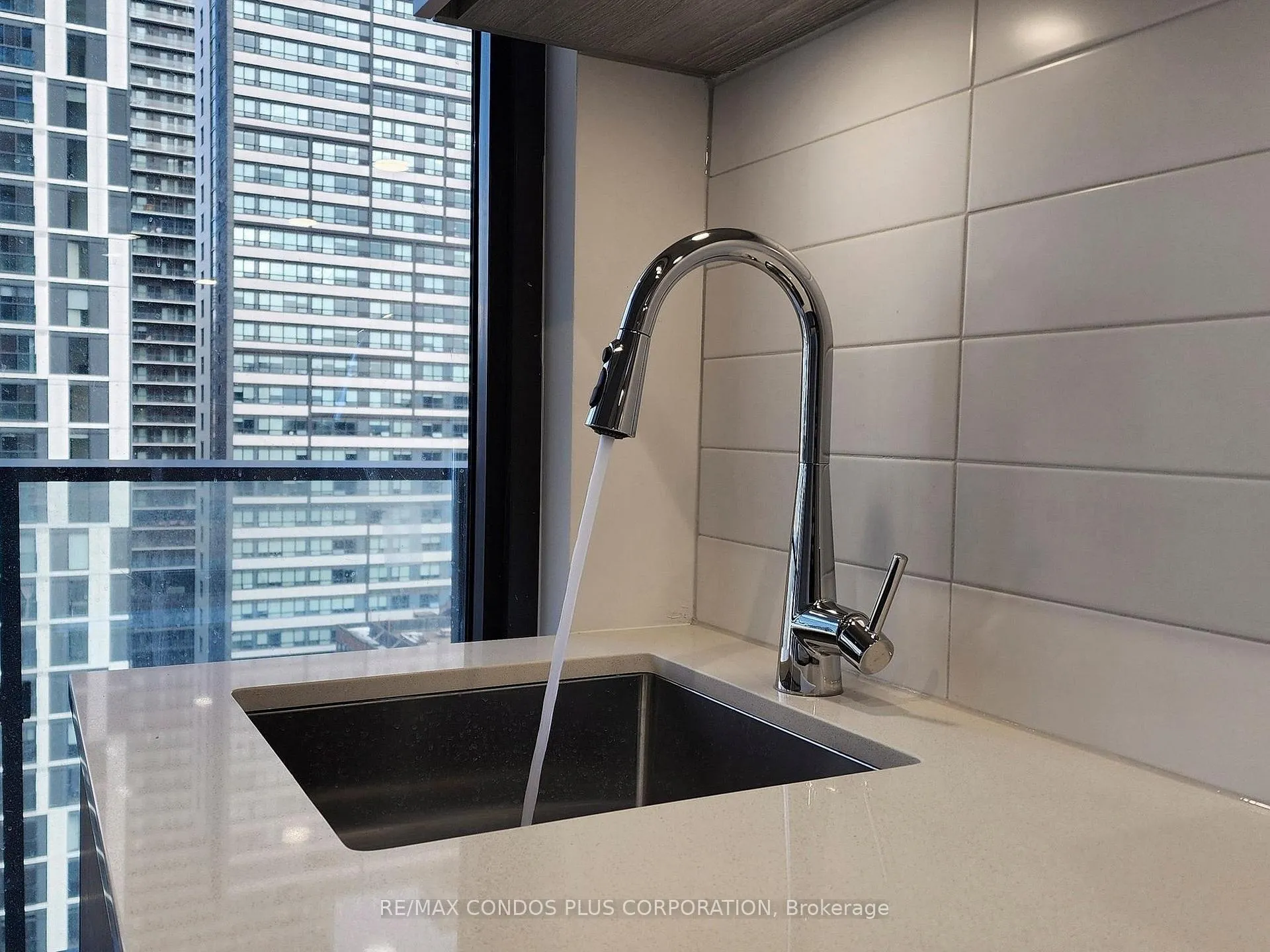 Photo 12 of Unit 1704, 47 Mutual Street, Toronto, Church-Yonge Corridor — HOMEH