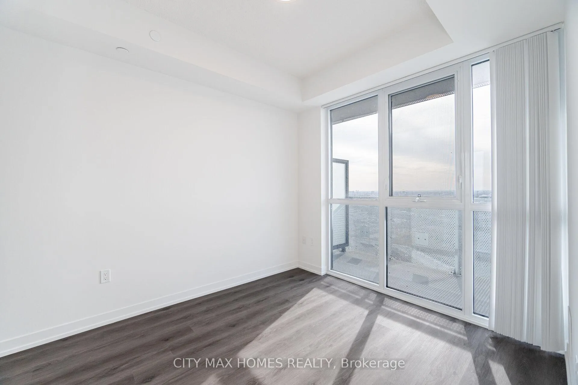 Photo 17 of Unit 1008, 225 Commerce St Street, Vaughan, Vaughan Corporate Centre — HOMEH