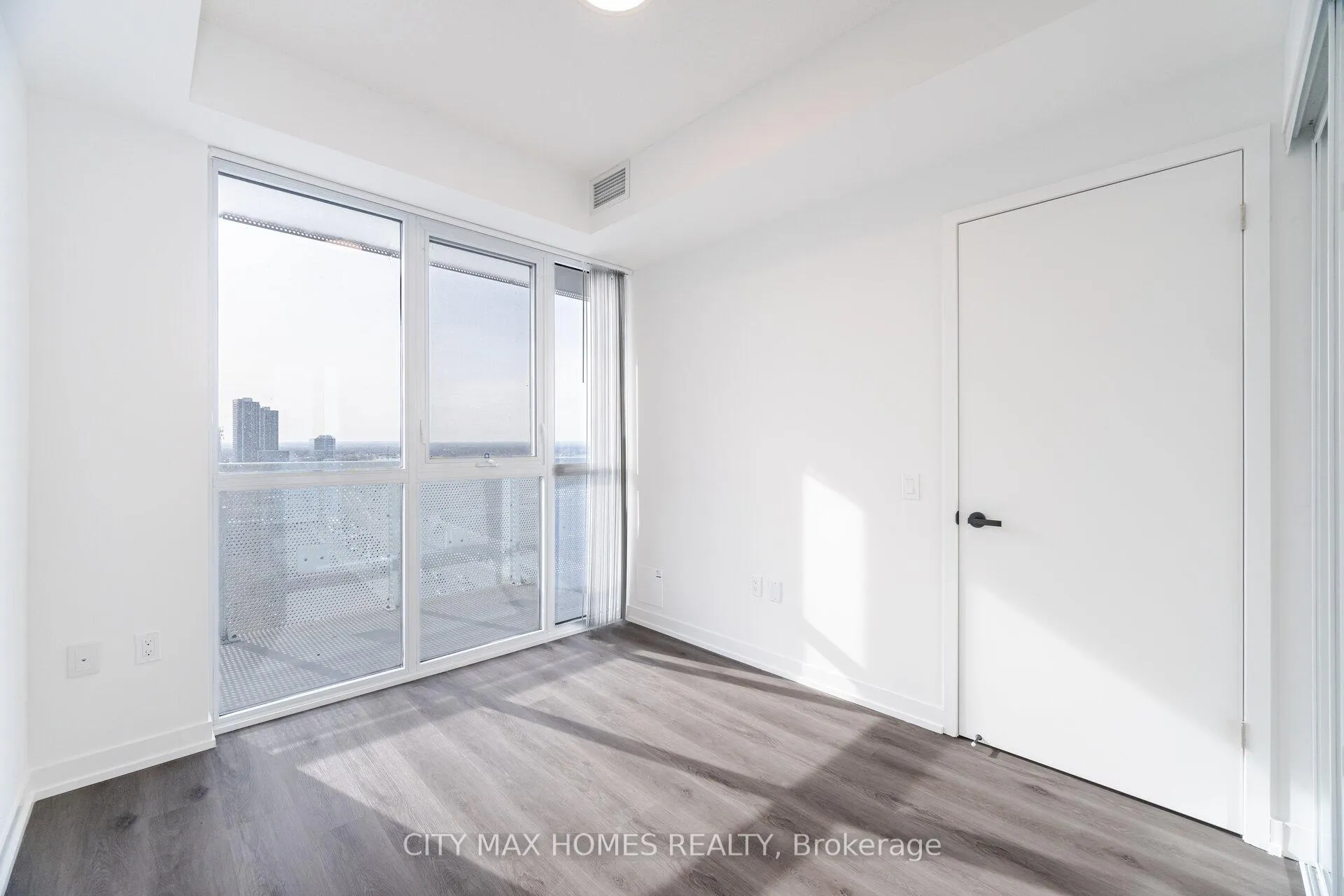 Photo 18 of Unit 1008, 225 Commerce St Street, Vaughan, Vaughan Corporate Centre — HOMEH