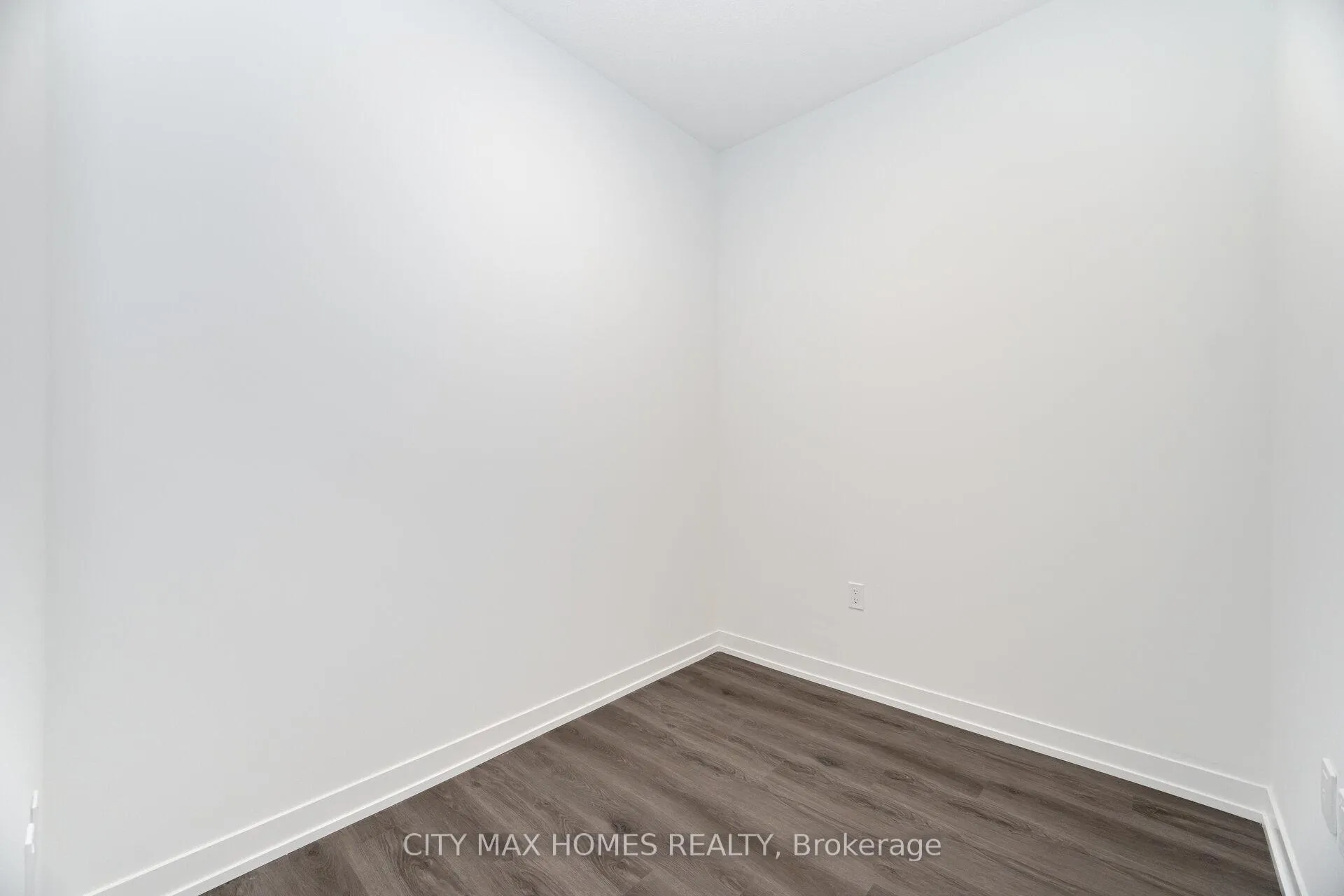 Photo 21 of Unit 1008, 225 Commerce St Street, Vaughan, Vaughan Corporate Centre — HOMEH