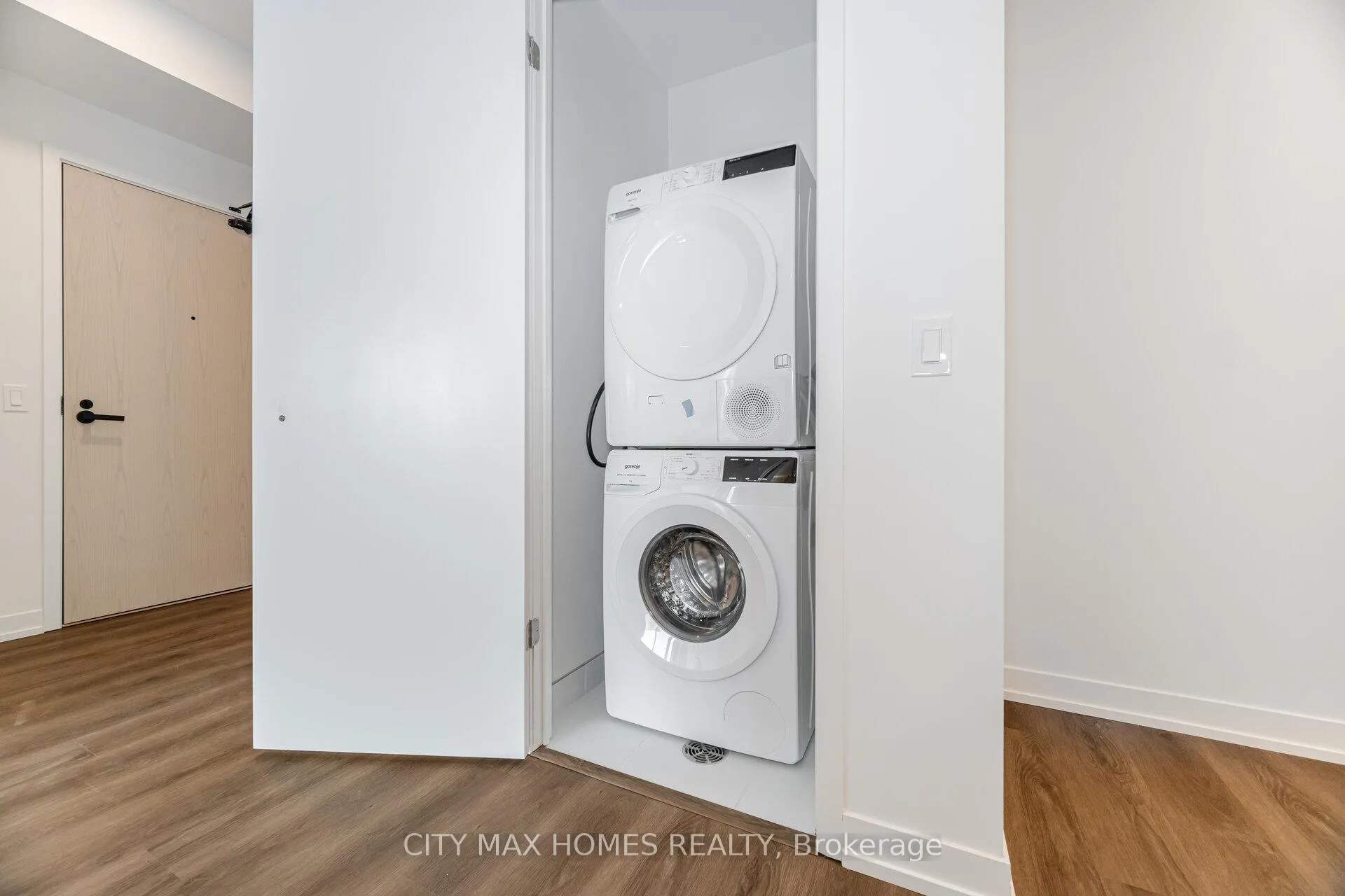 Photo 25 of Unit 1008, 225 Commerce St Street, Vaughan, Vaughan Corporate Centre — HOMEH