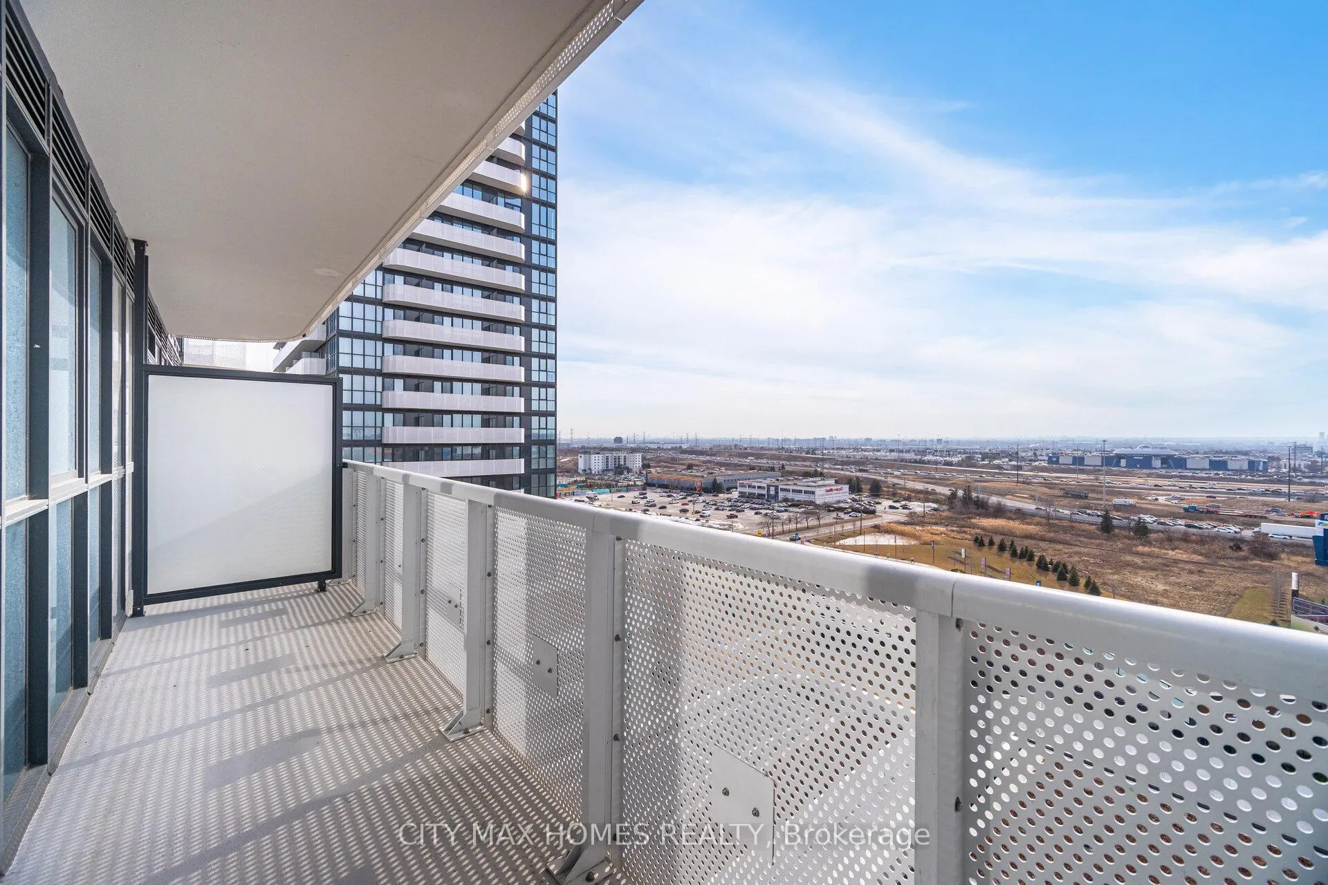 Photo 26 of Unit 1008, 225 Commerce St Street, Vaughan, Vaughan Corporate Centre — HOMEH