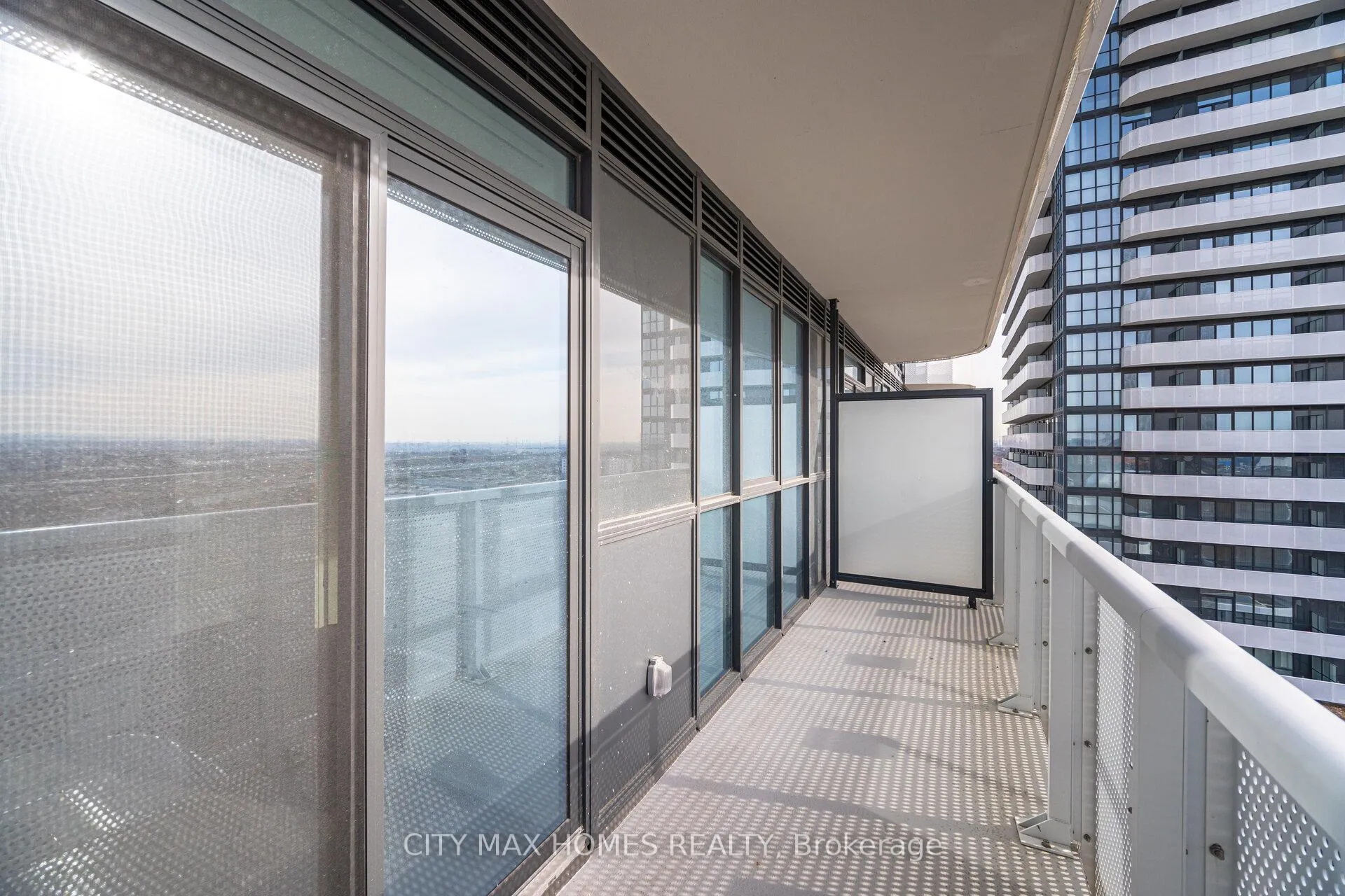 Photo 27 of Unit 1008, 225 Commerce St Street, Vaughan, Vaughan Corporate Centre — HOMEH
