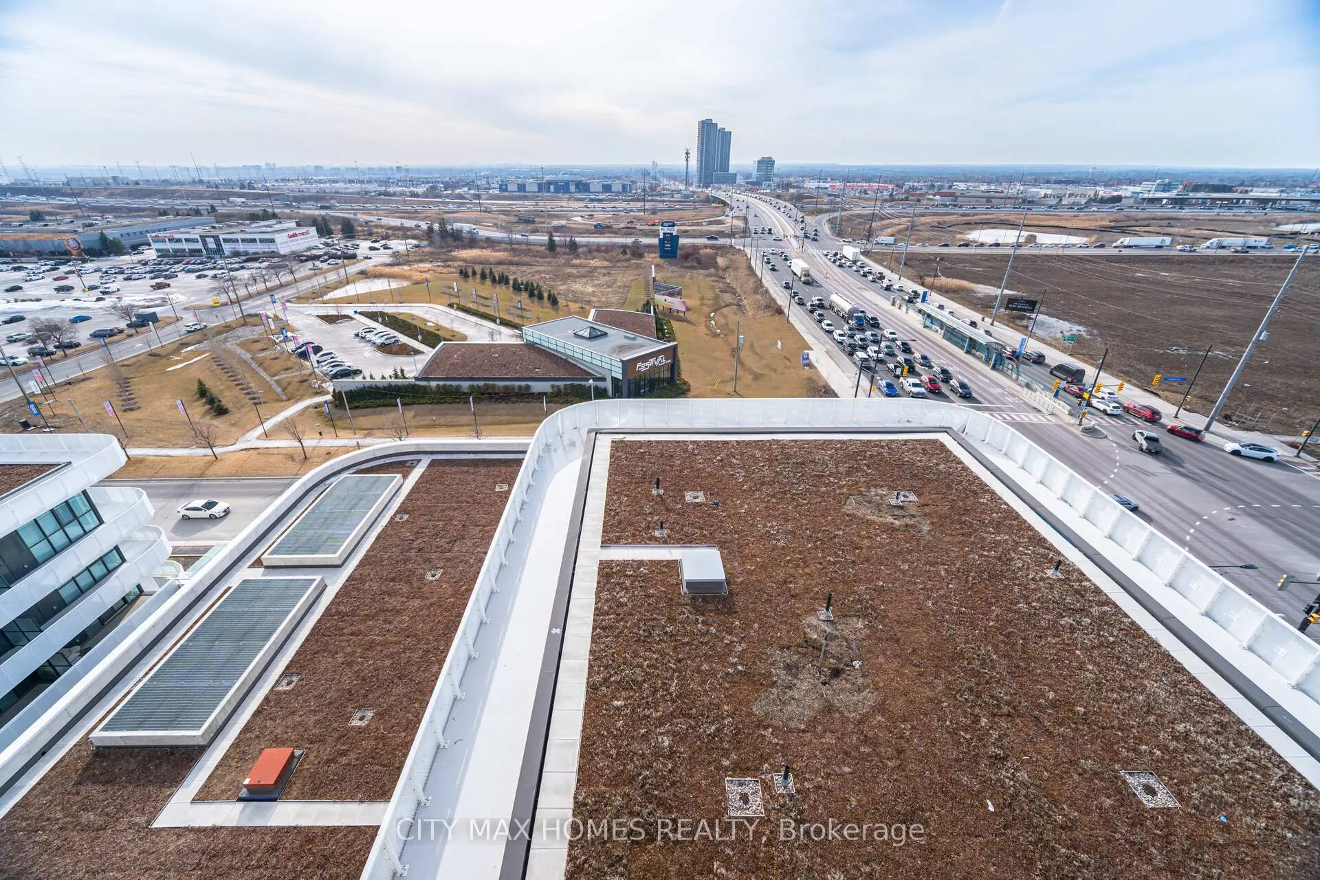 Photo 34 of Unit 1008, 225 Commerce St Street, Vaughan, Vaughan Corporate Centre — HOMEH