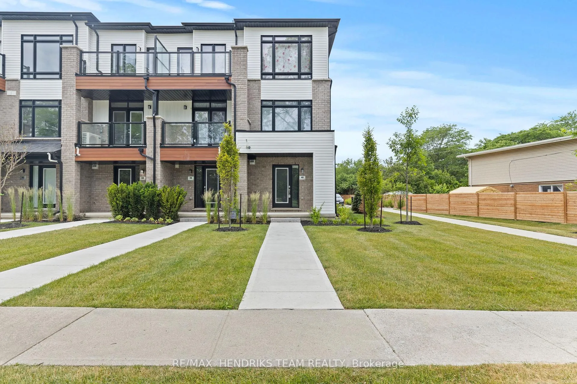 Photo 1 of 48 Sidney Rose Common, St. Catharines, Glendale/Glenridge — HOMEH