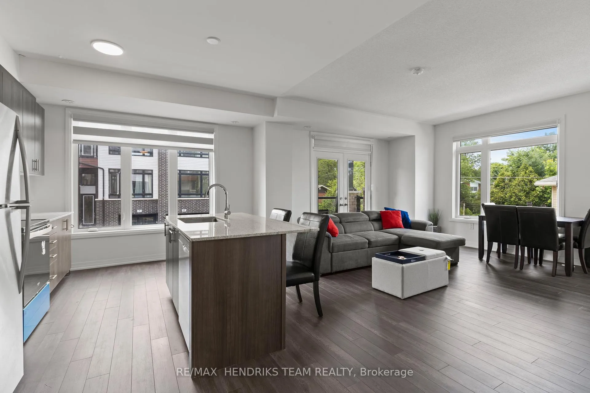 Photo 11 of 48 Sidney Rose Common, St. Catharines, Glendale/Glenridge — HOMEH