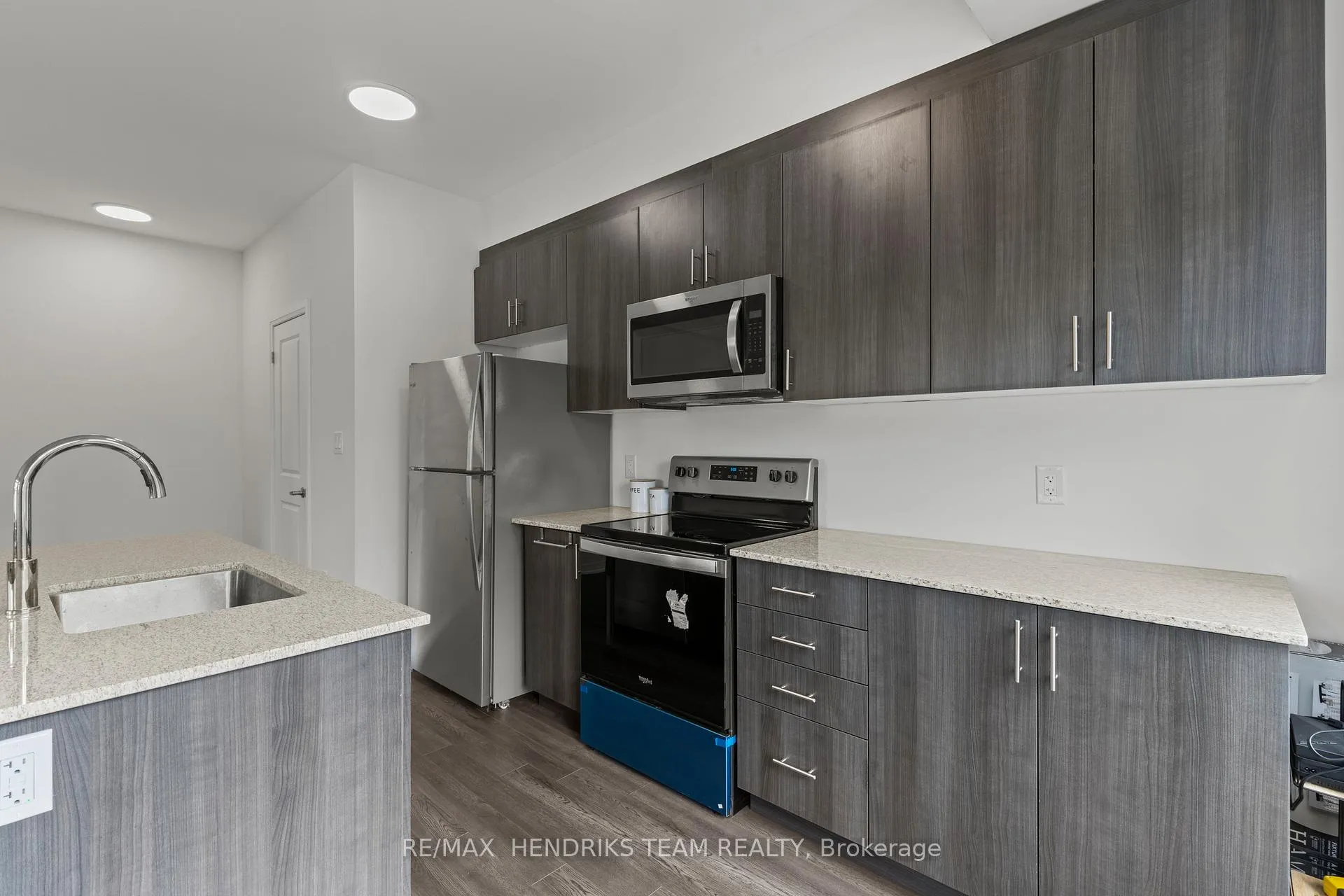 Photo 14 of 48 Sidney Rose Common, St. Catharines, Glendale/Glenridge — HOMEH