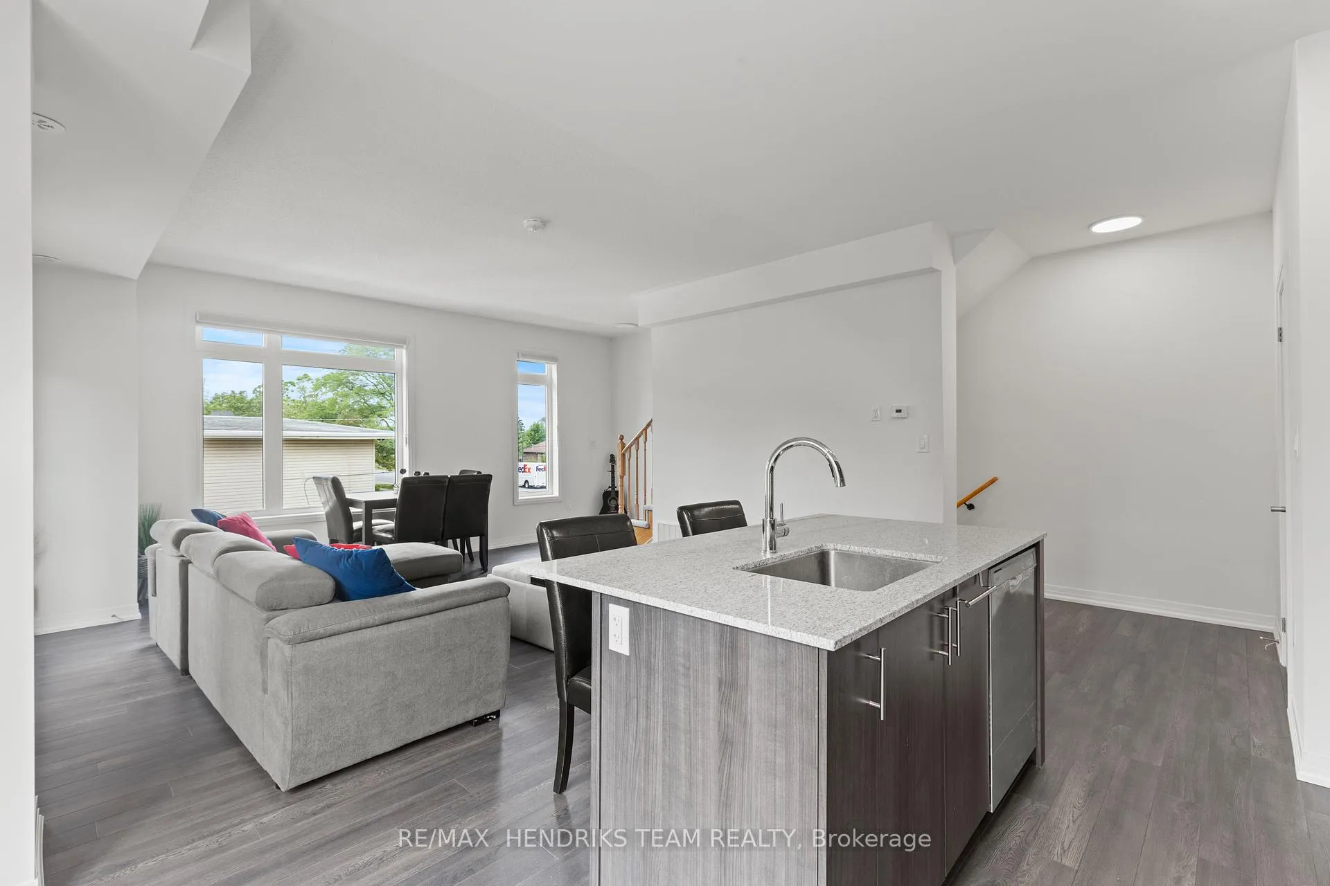 Photo 16 of 48 Sidney Rose Common, St. Catharines, Glendale/Glenridge — HOMEH