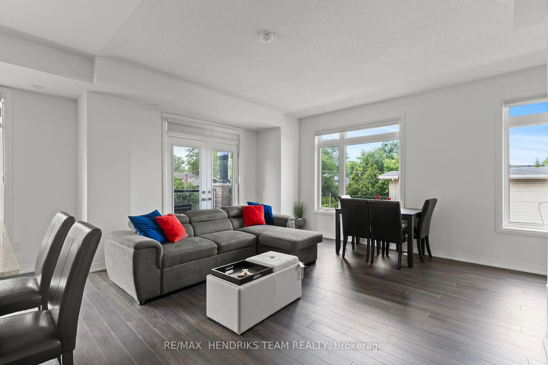 Photo 17 of 48 Sidney Rose Common, St. Catharines, Glendale/Glenridge — HOMEH