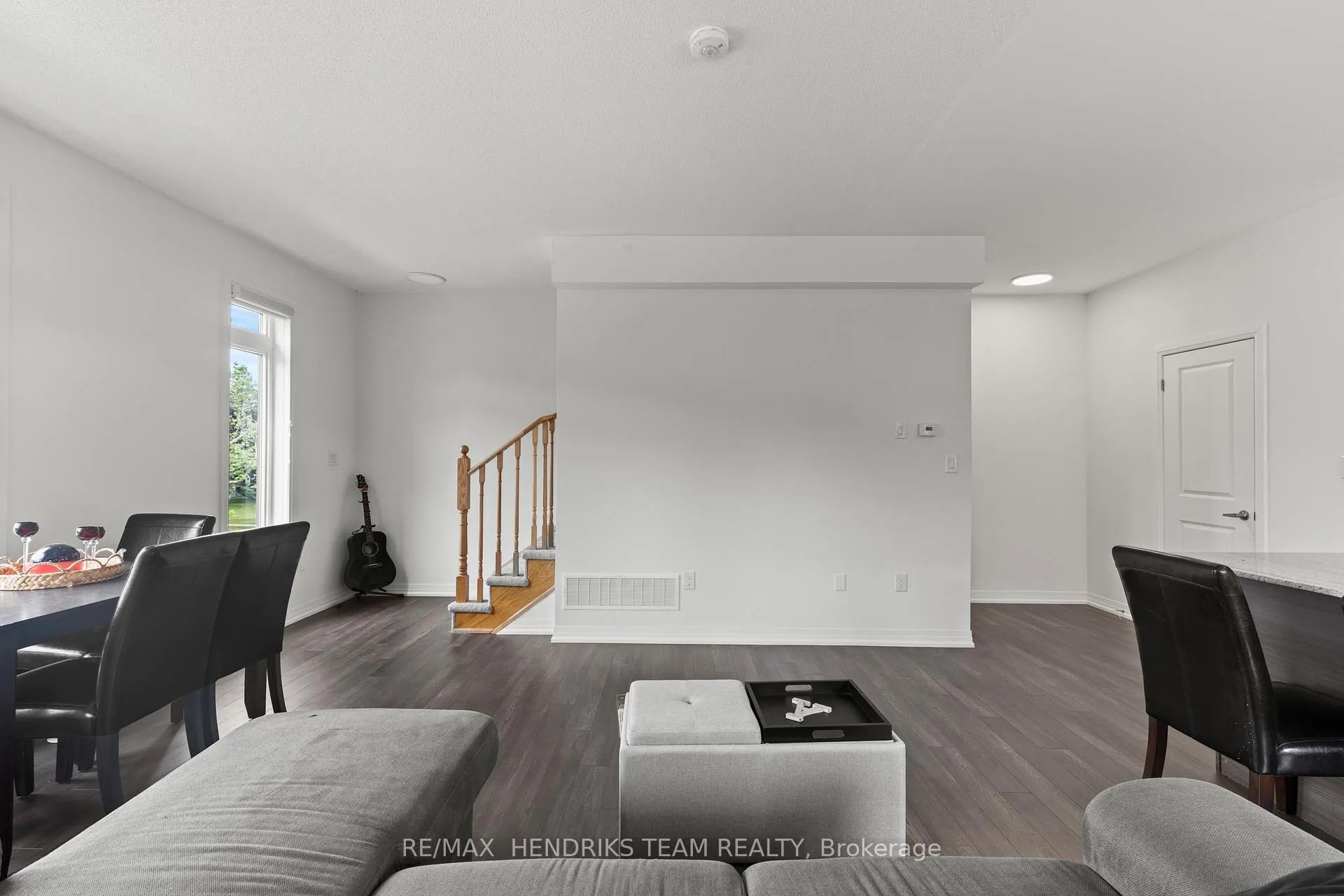 Photo 19 of 48 Sidney Rose Common, St. Catharines, Glendale/Glenridge — HOMEH
