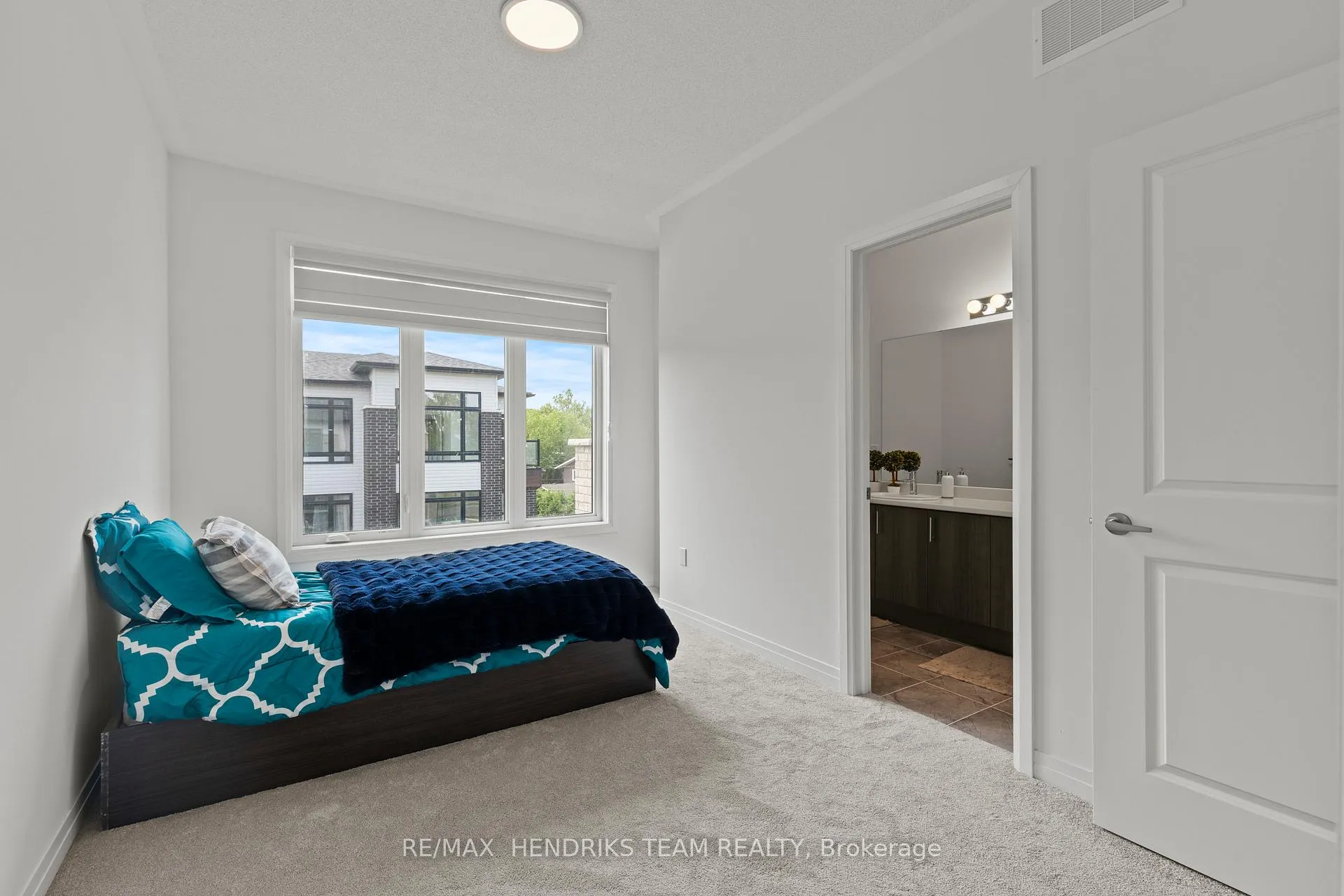 Photo 28 of 48 Sidney Rose Common, St. Catharines, Glendale/Glenridge — HOMEH