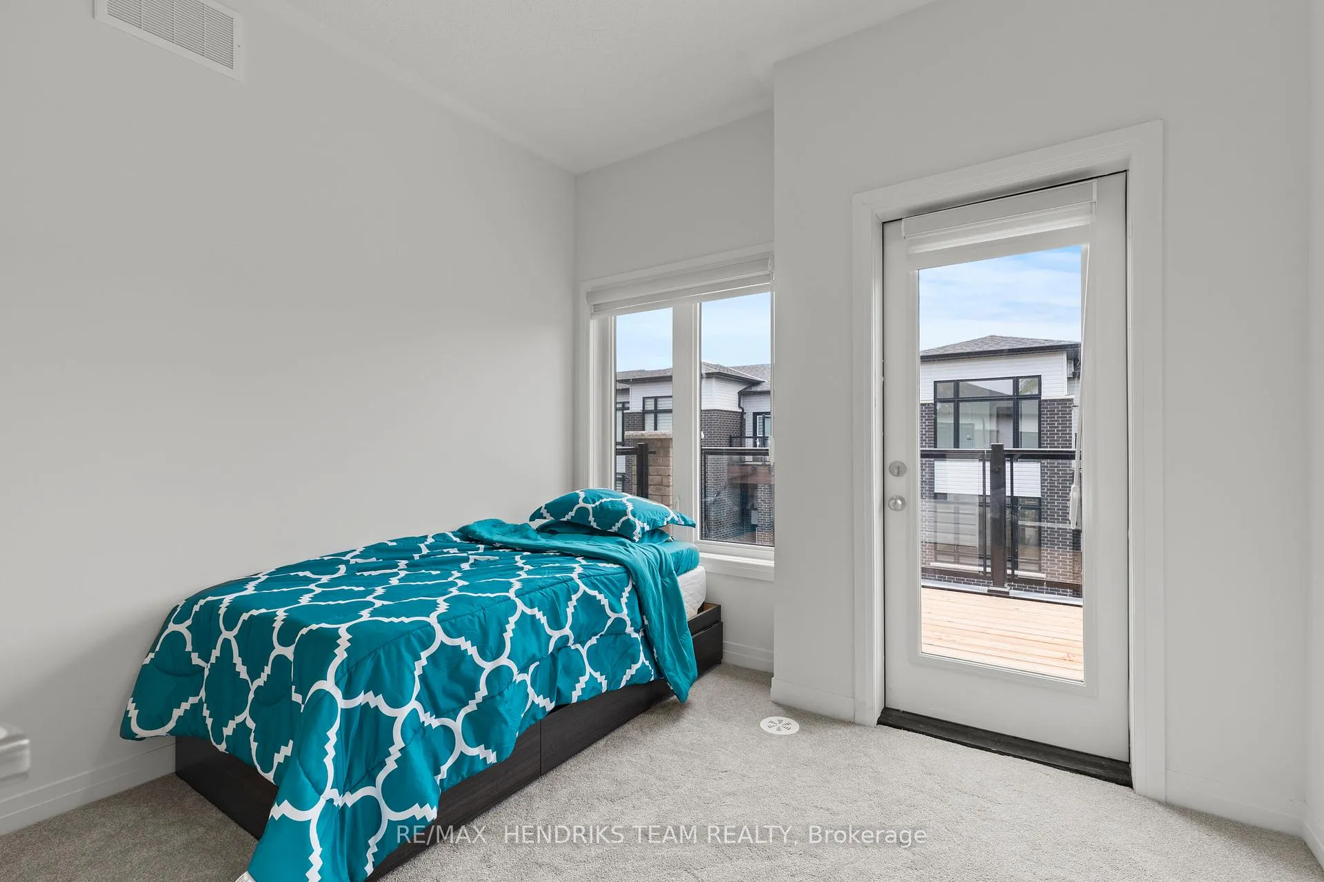 Photo 32 of 48 Sidney Rose Common, St. Catharines, Glendale/Glenridge — HOMEH