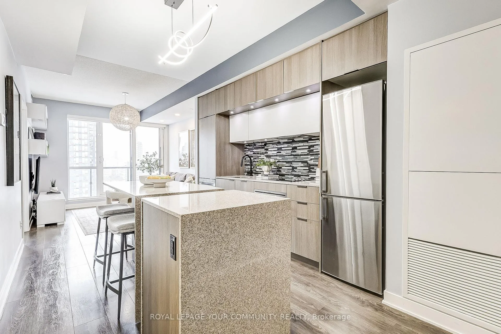 Photo 3 of Unit 2007, 170 Sumach Street, Toronto, Regent Park — HOMEH