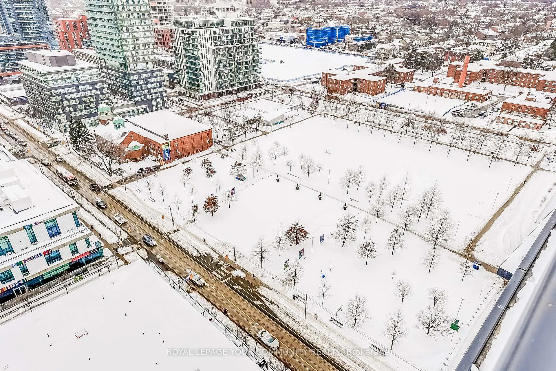 Photo 24 of Unit 2007, 170 Sumach Street, Toronto, Regent Park — HOMEH