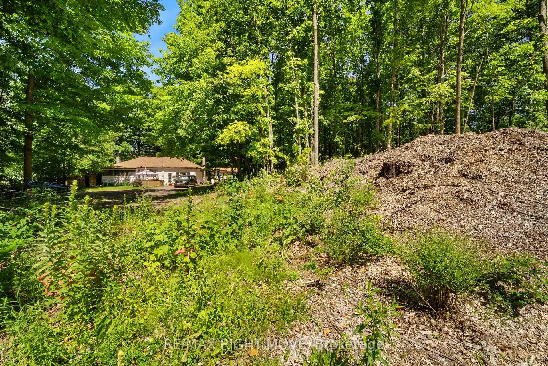 Photo 4 of 255 Pearl Drive, Gravenhurst, Muskoka (S) — HOMEH