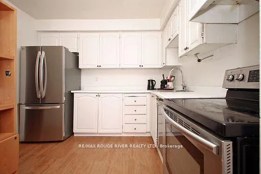 Photo 6 of Unit 15, 1330 Trowbridge Drive, Oshawa, Centennial — HOMEH