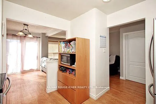 Photo 7 of Unit 15, 1330 Trowbridge Drive, Oshawa, Centennial — HOMEH