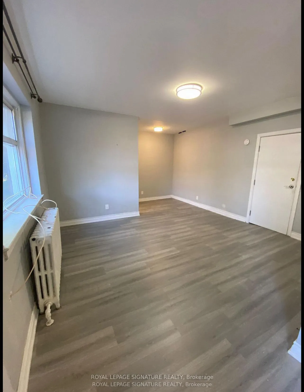 Front of Unit 34, 382 Dovercourt Road