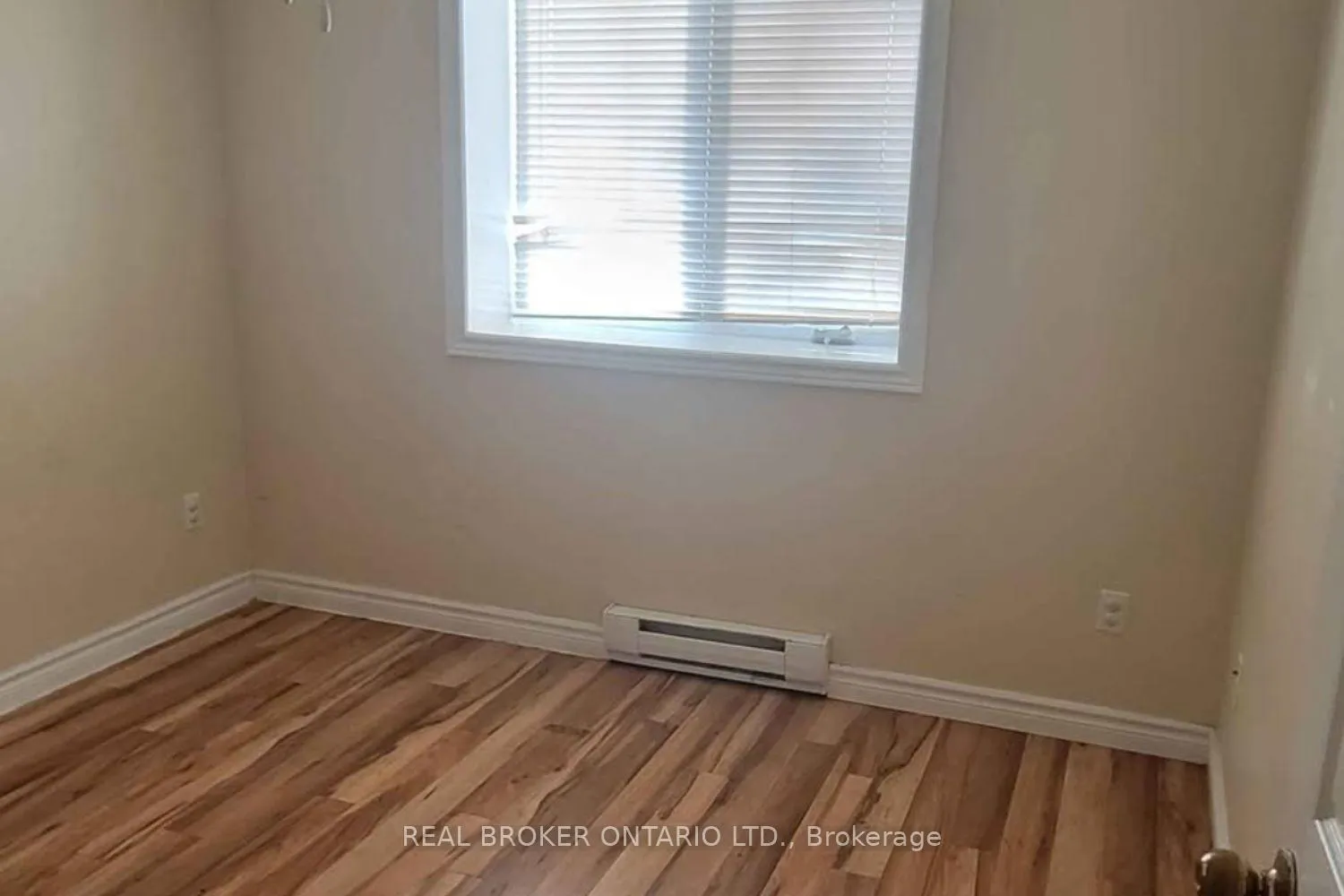 Photo 10 of Unit 1, 341 New Street E, Edwardsburgh/Cardinal, Town of Cardinal — HOMEH