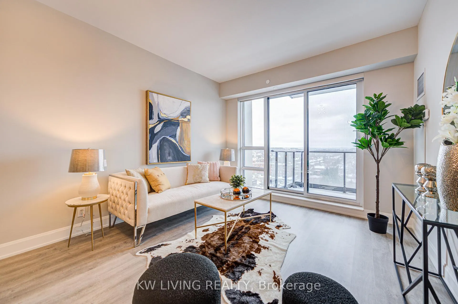 Photo 6 of Unit 1102, 38 Gandhi Lane, Markham, Commerce Valley — HOMEH