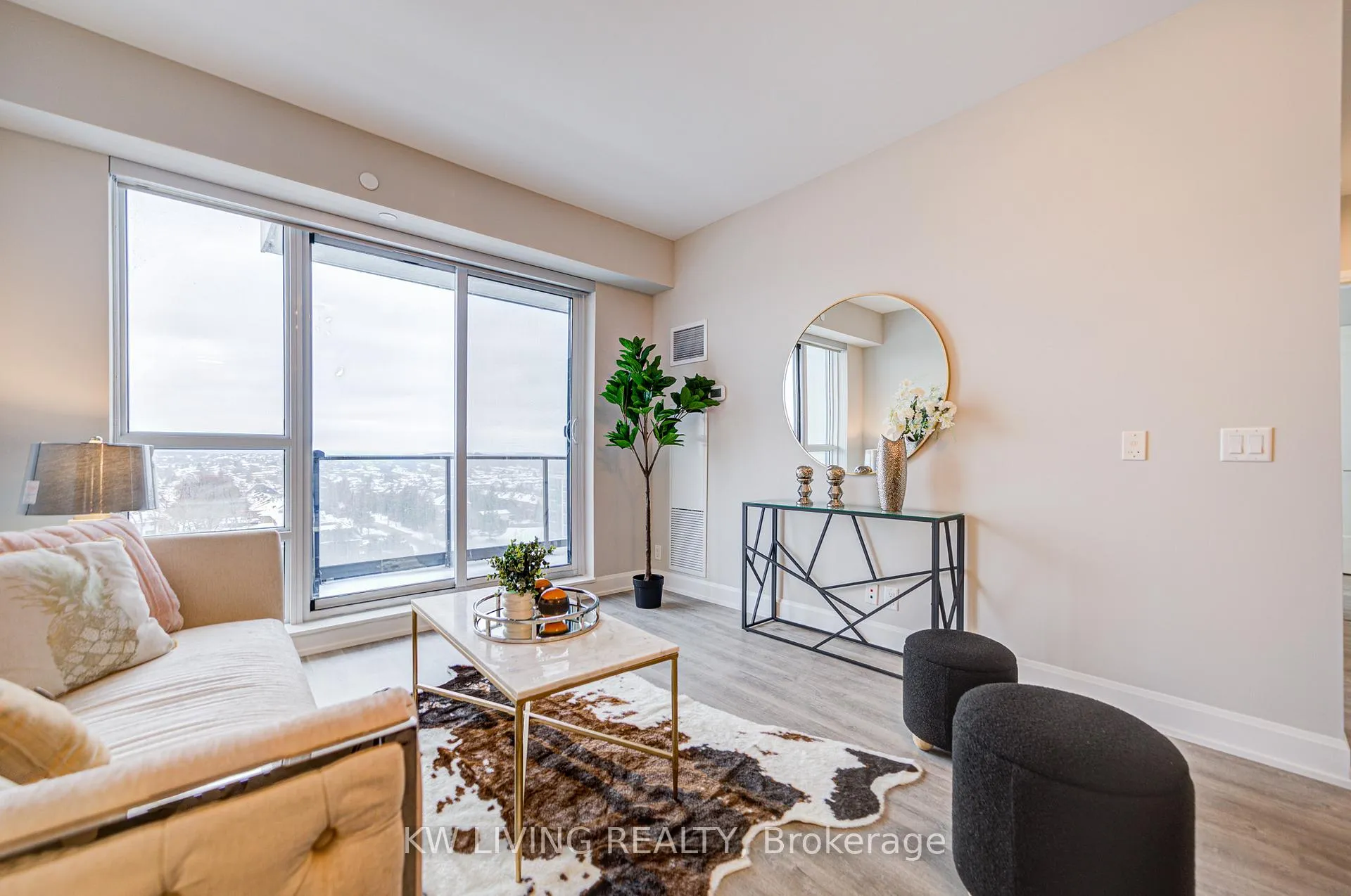 Photo 8 of Unit 1102, 38 Gandhi Lane, Markham, Commerce Valley — HOMEH