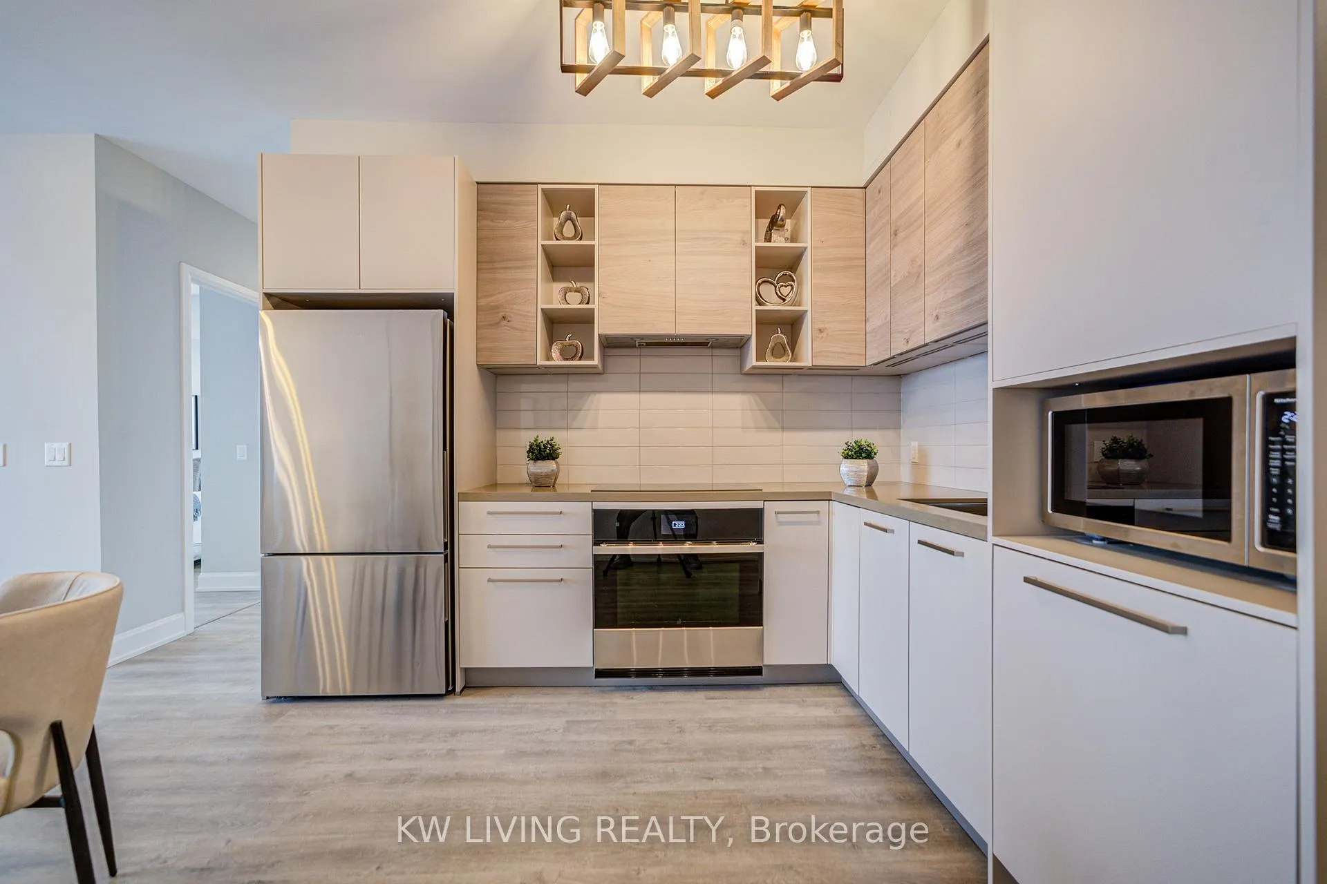 Photo 10 of Unit 1102, 38 Gandhi Lane, Markham, Commerce Valley — HOMEH