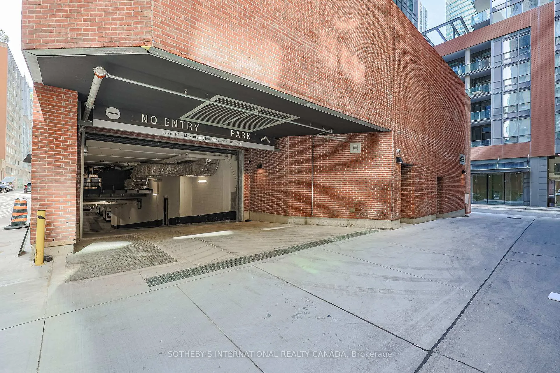 Photo 2 of Unit 1503, 15 Mercer Street, Toronto, Waterfront Communities — HOMEH