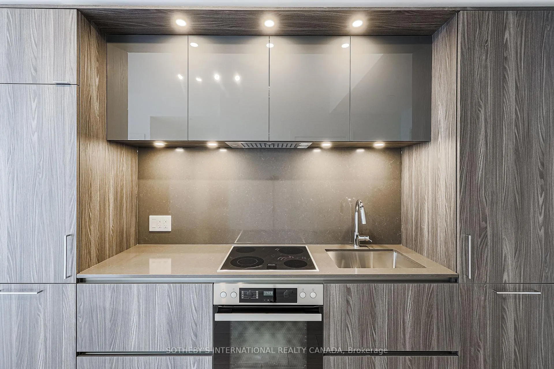Photo 6 of Unit 1503, 15 Mercer Street, Toronto, Waterfront Communities — HOMEH