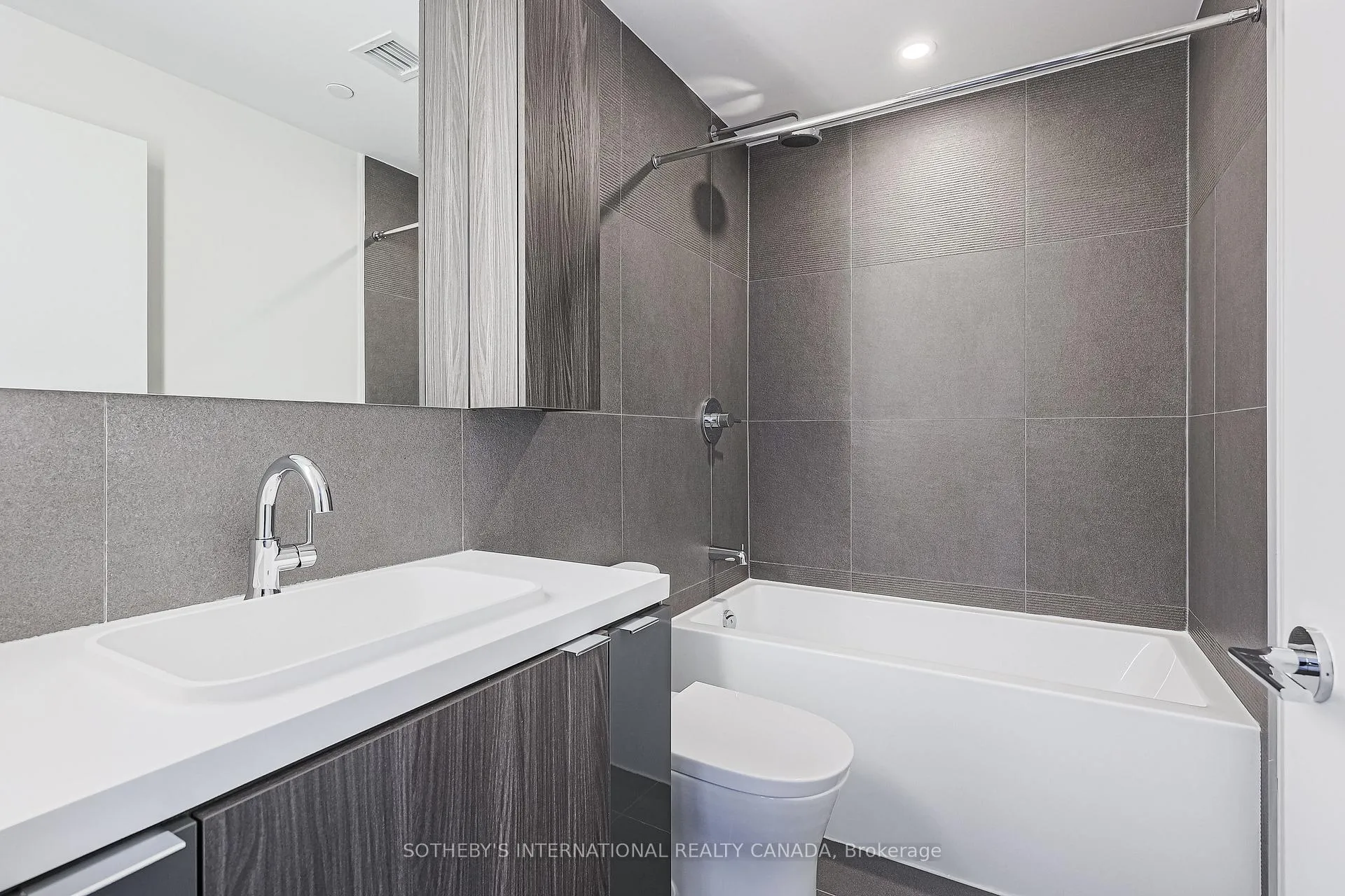 Photo 11 of Unit 1503, 15 Mercer Street, Toronto, Waterfront Communities — HOMEH