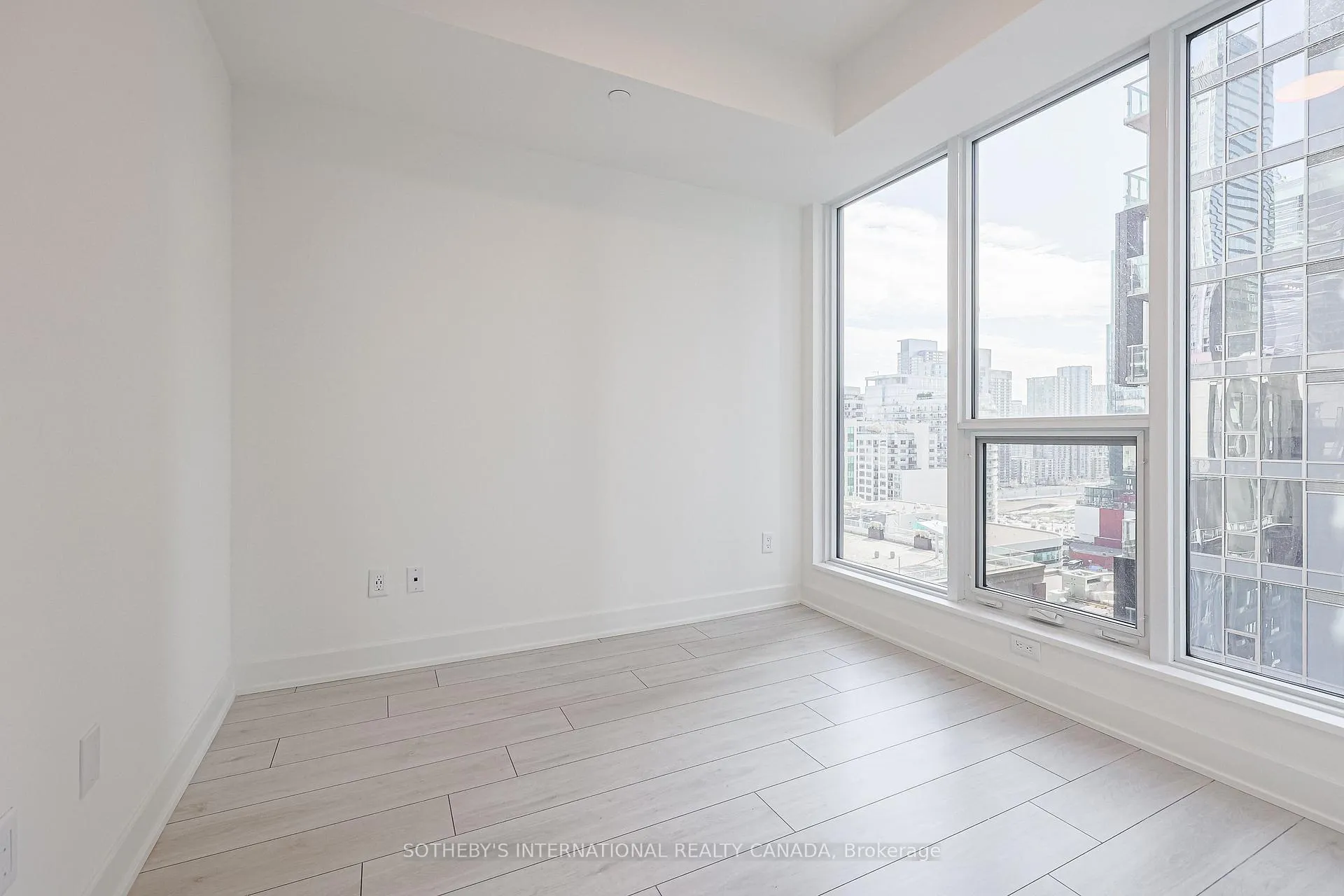 Photo 20 of Unit 1503, 15 Mercer Street, Toronto, Waterfront Communities — HOMEH